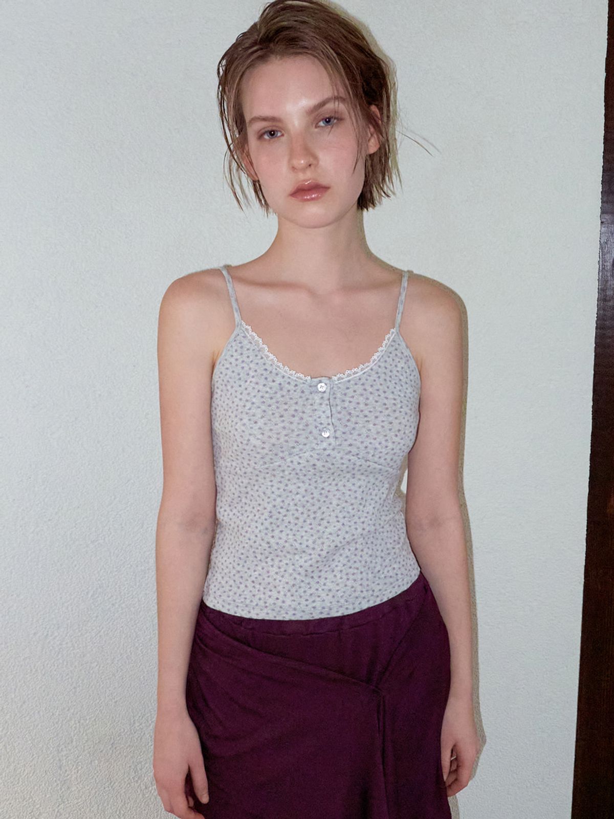 에트몽(ETMON) Flower Button Sleeveless Top, Melange Grey