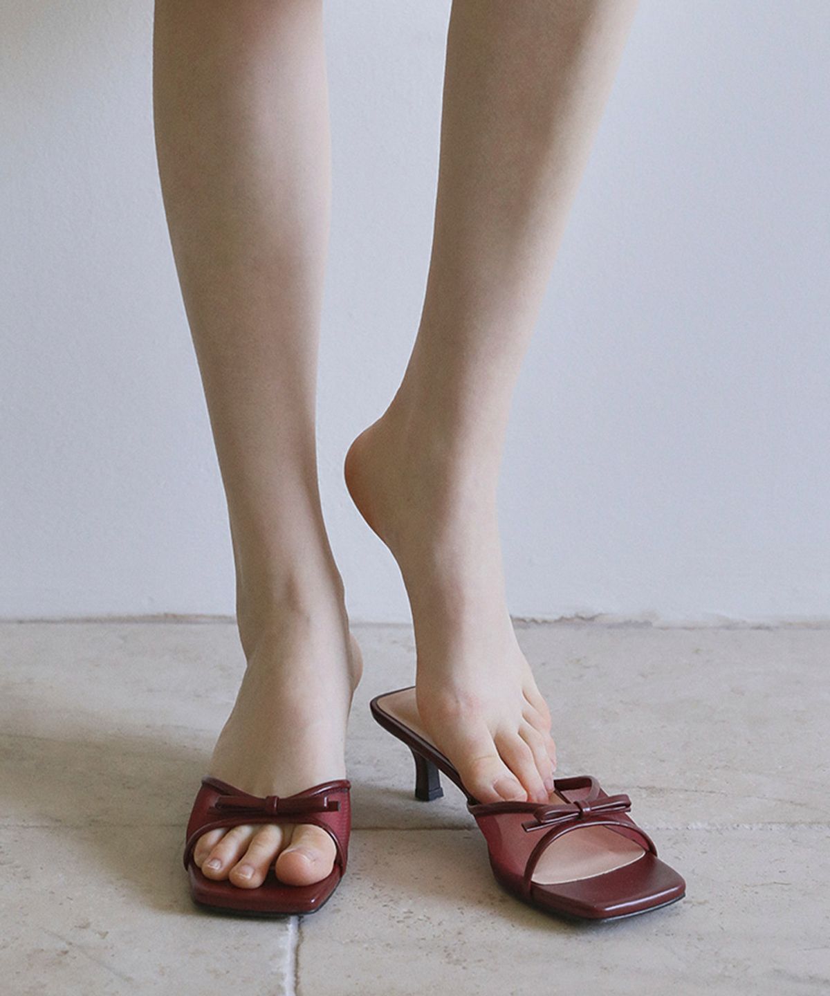 사뿐(SAPPUN) 엘로나 스퀘어 메쉬 샌들 뮬 (5cm)