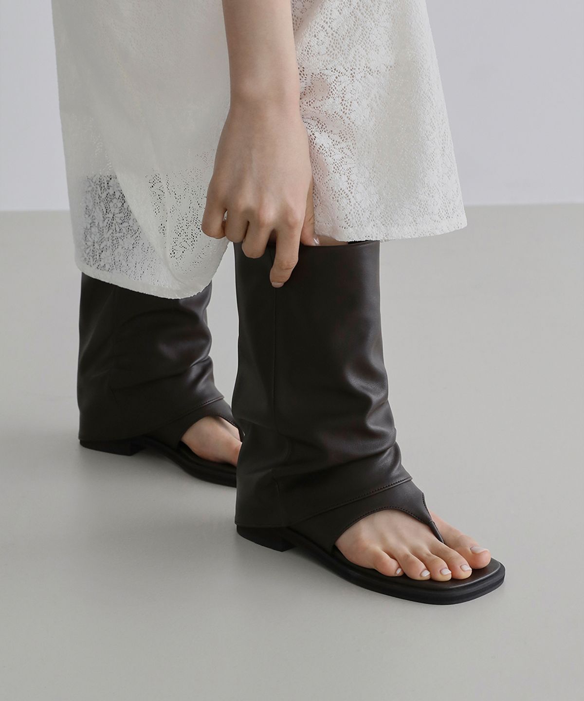 사뿐(SAPPUN) 델리오 스퀘어 부츠 샌들 (3cm)