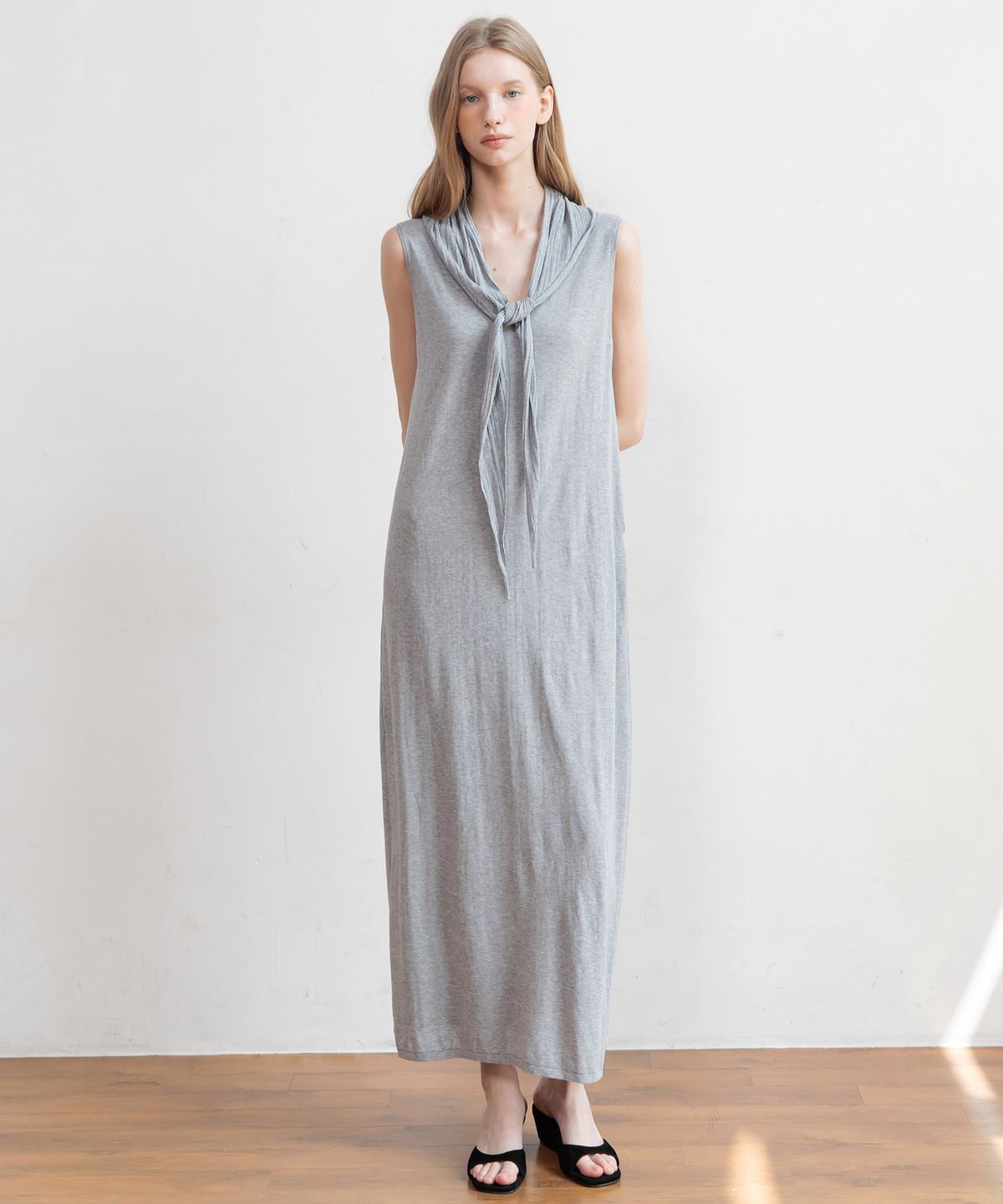 제이마크뉴욕(JMARKNEWYORK) Sleeveless u-neck maxi knit dress_2color