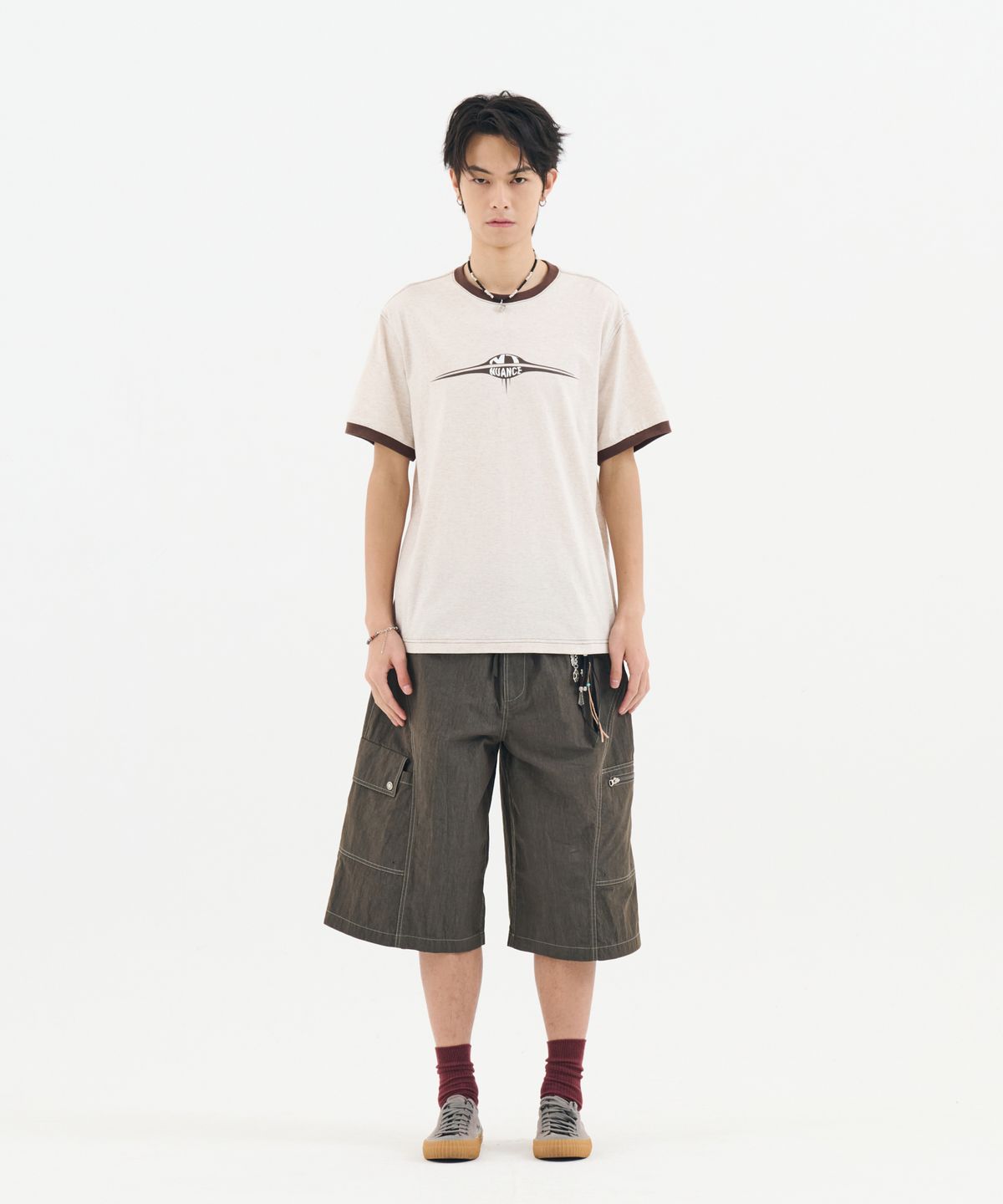 논타입(NONTYPE) VINTAGE SPACE EMBLEM RINGER TEE (OATMEAL)