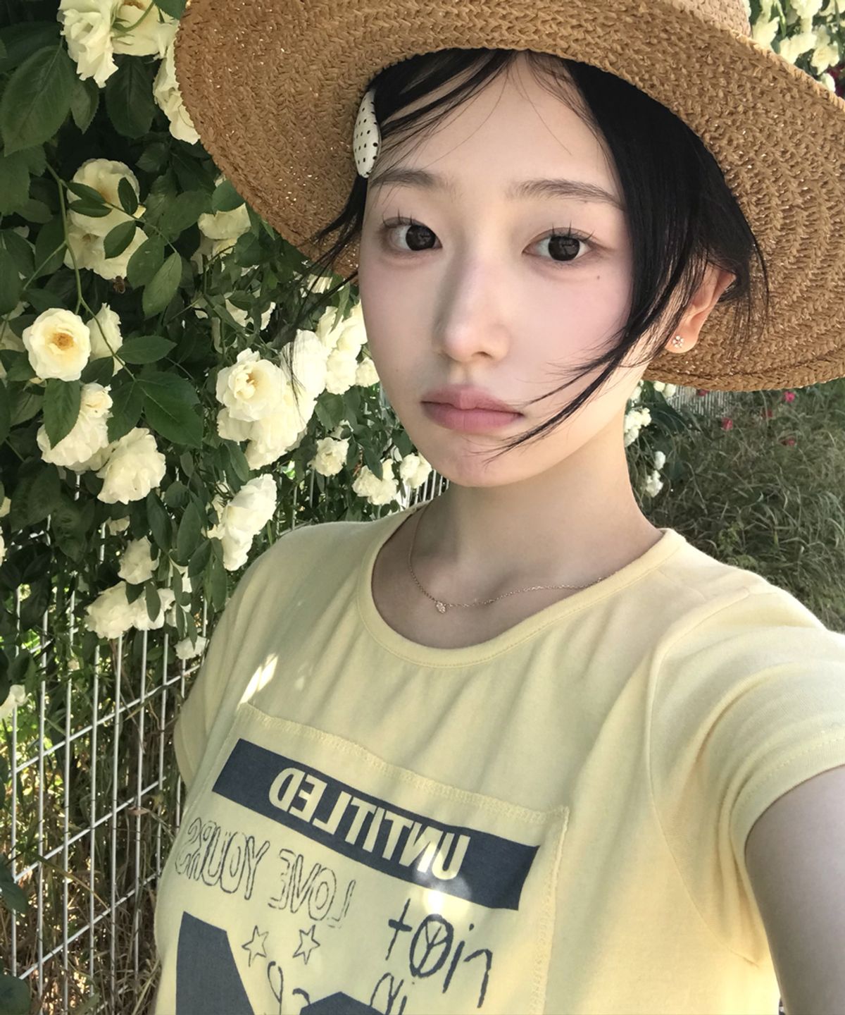 언타이틀 서울(UNTITLED SEOUL) 언타이틀 넘버 패치 크롭 반팔 옐로우