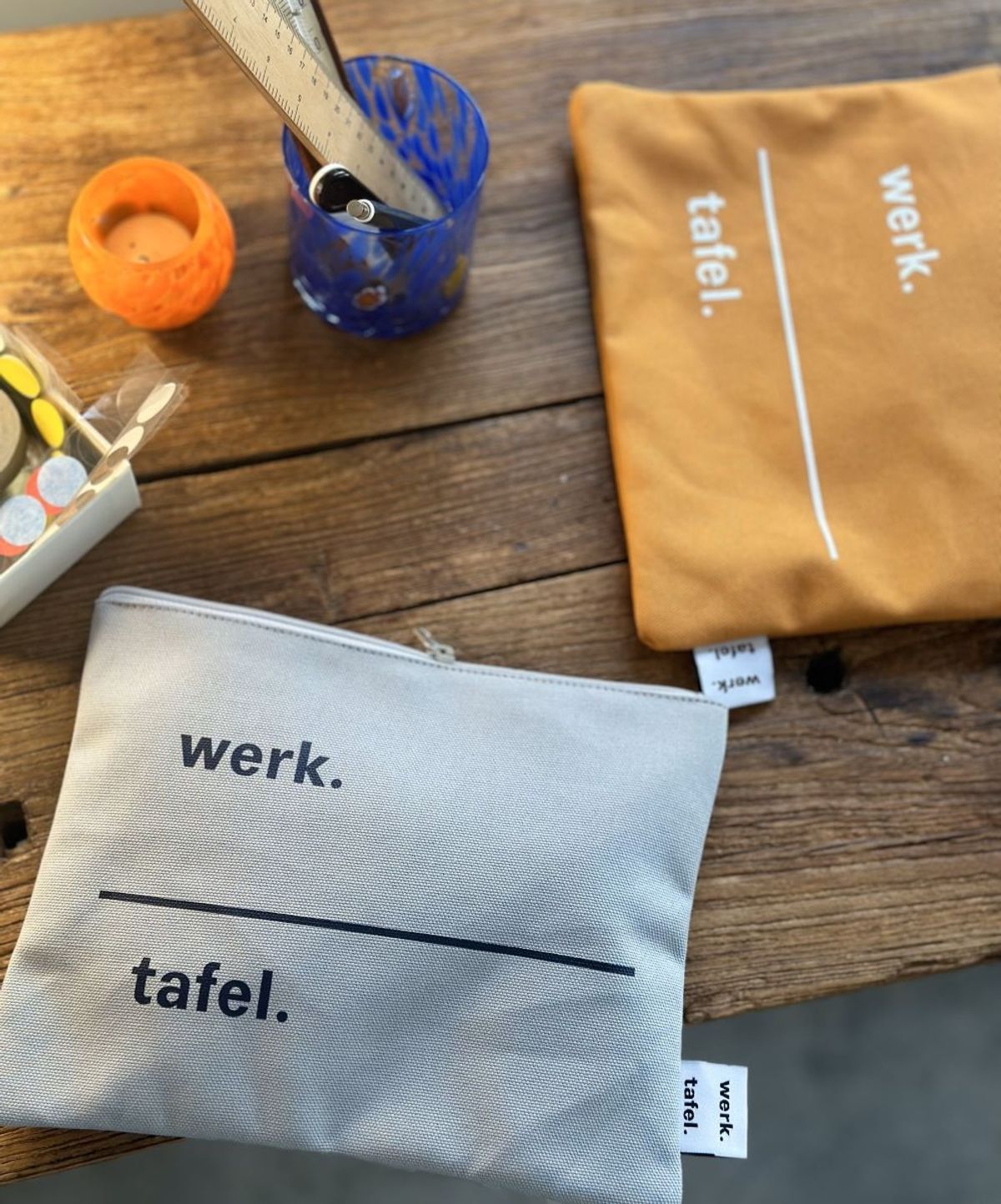 베르크타펠(WERKTAFEL) 로고타입파우치 · 그레이