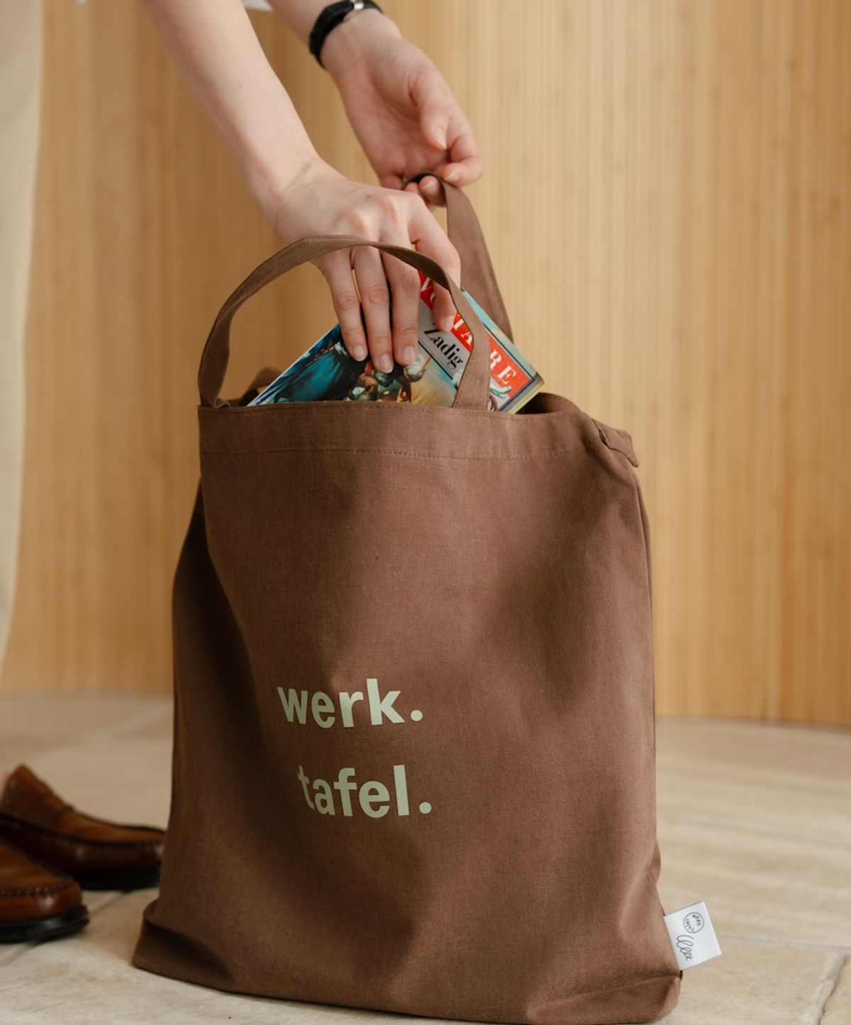 베르크타펠(WERKTAFEL) 마레 · 브라운