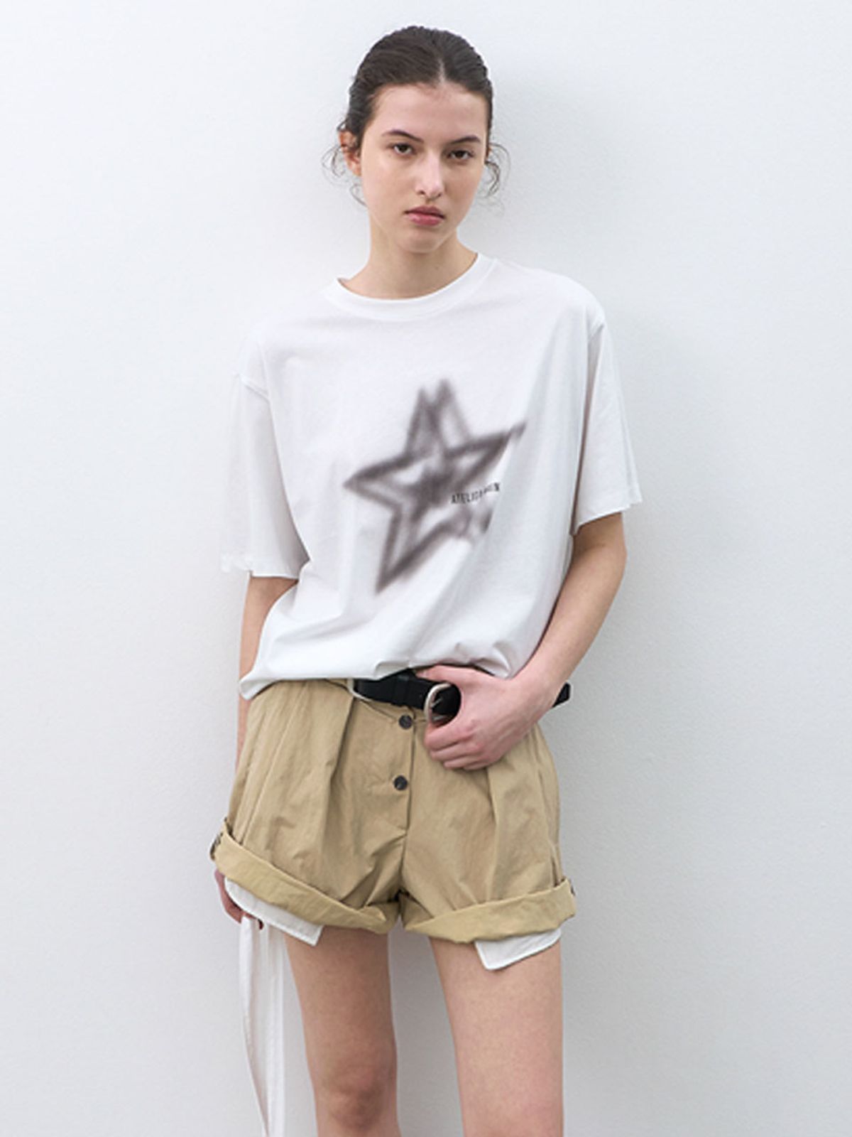 아틀리에 나인(ATELIER NAIN) BLUR STAR GRAPHIC OVER BOX T (T-7202)