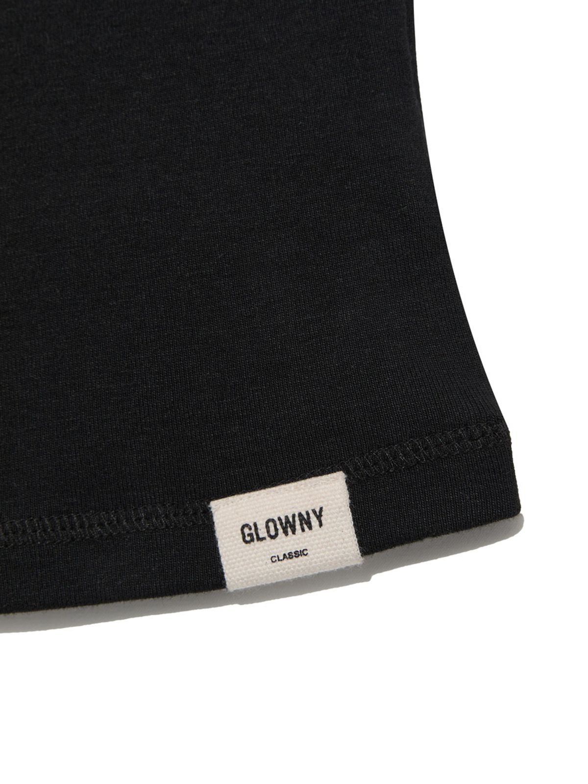 글로니(GLOWNY) G CLASSIC SCOOP NECK SLEEVELESS (BLACK)