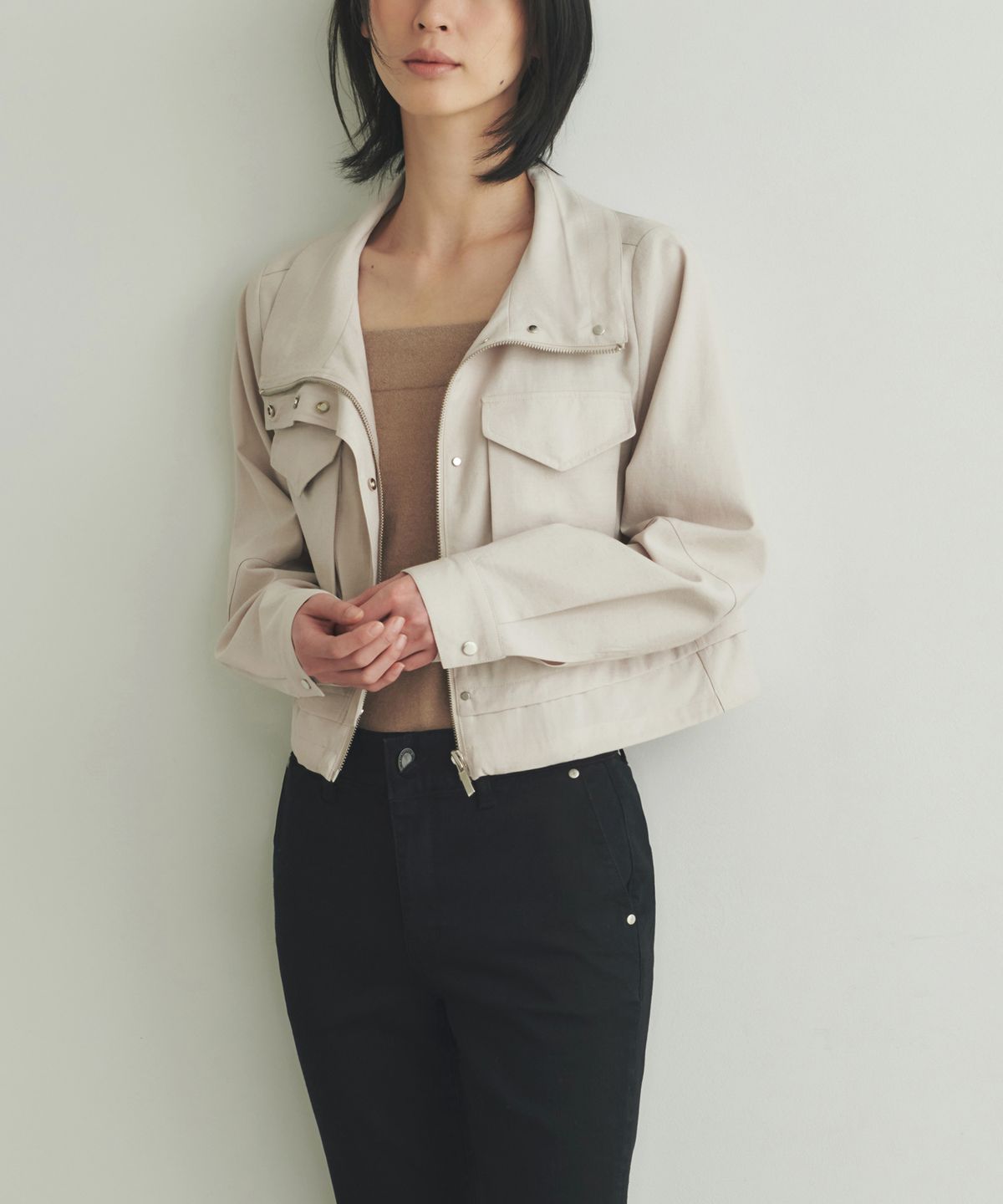 앳모어(ATMORE) 밀란 시그니처 하이넥 재킷 (beige)