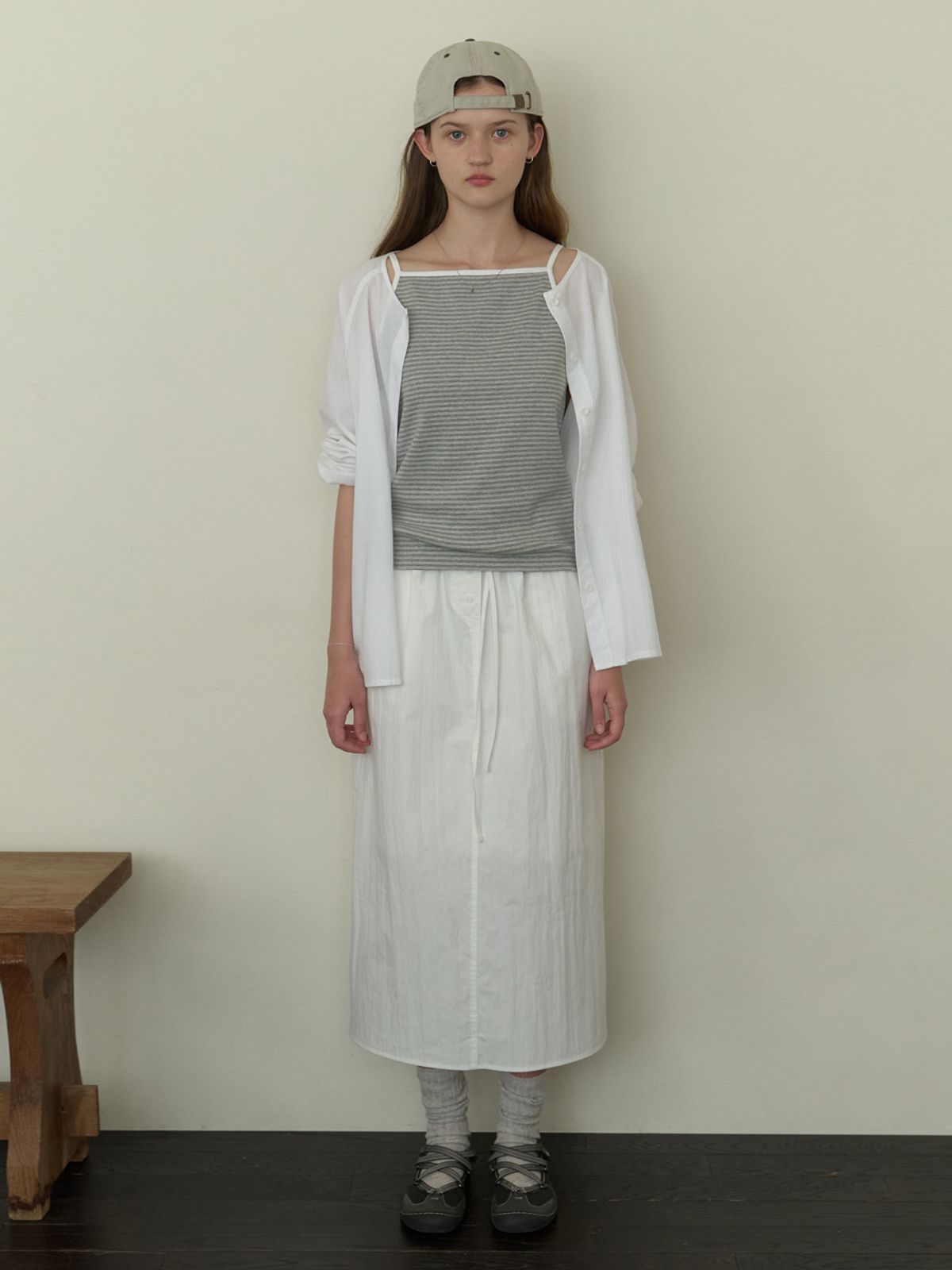 더미튼(THEMITTEN) Ridge button H skirt (white)