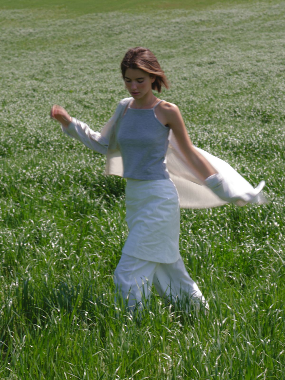 더미튼(THEMITTEN) Ceder midi skirt (white)