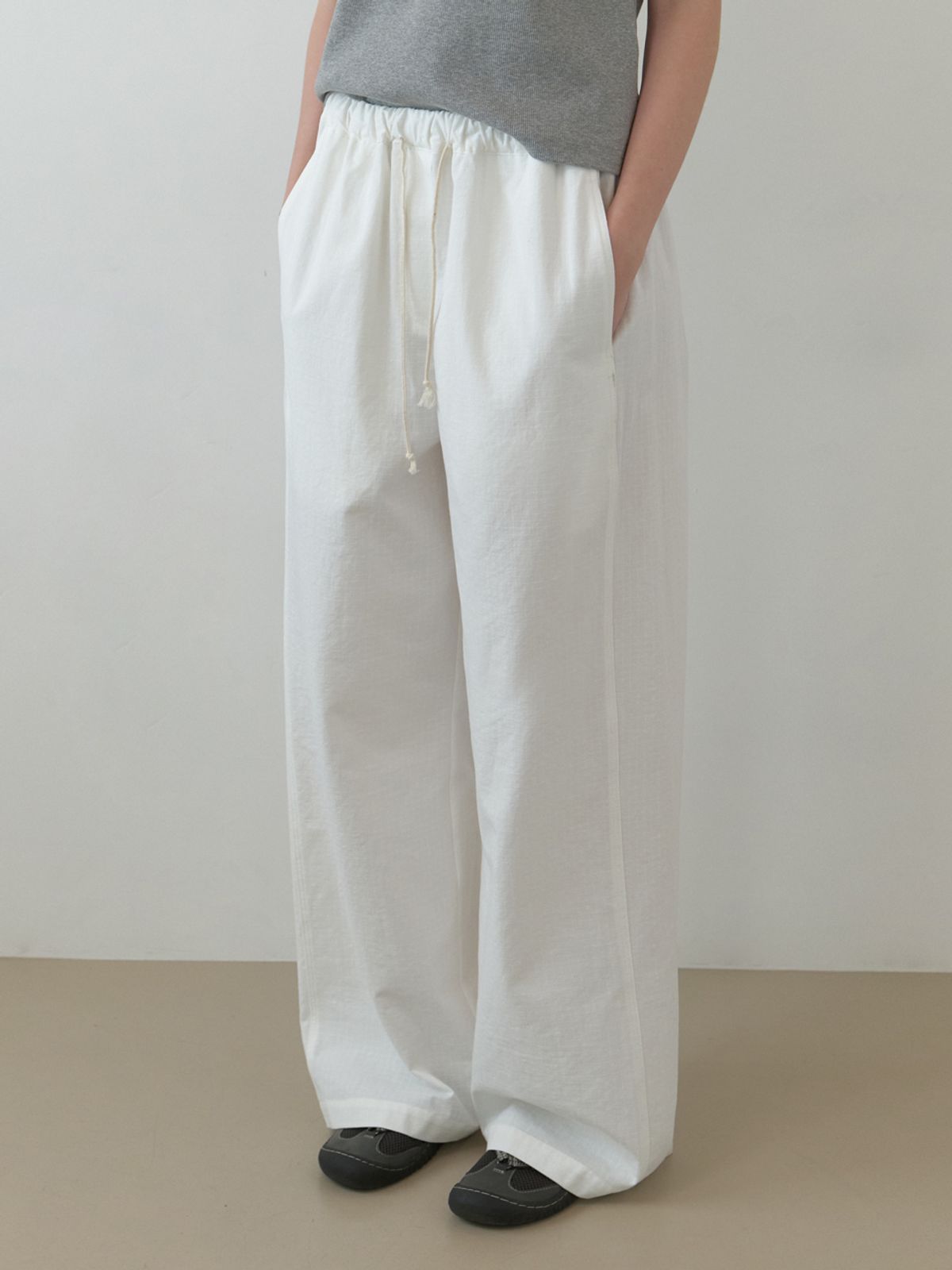 더미튼(THEMITTEN) Wheeze banding pants (white check)