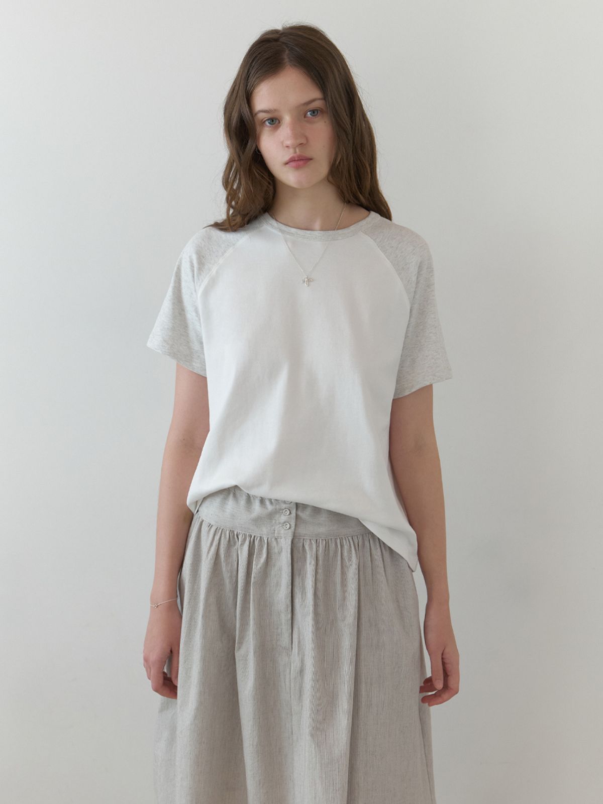 더미튼(THEMITTEN) Brume half t-shirt (white/melange)
