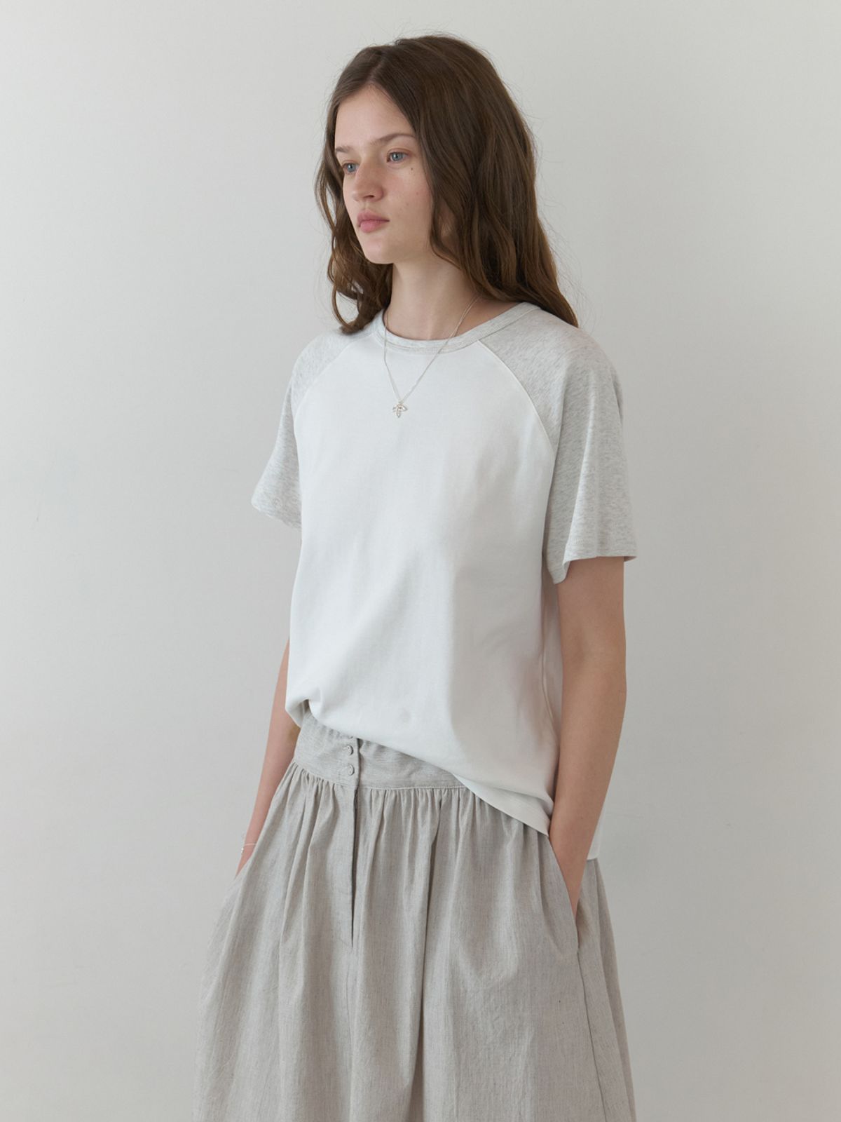 더미튼(THEMITTEN) Brume half t-shirt (white/melange)