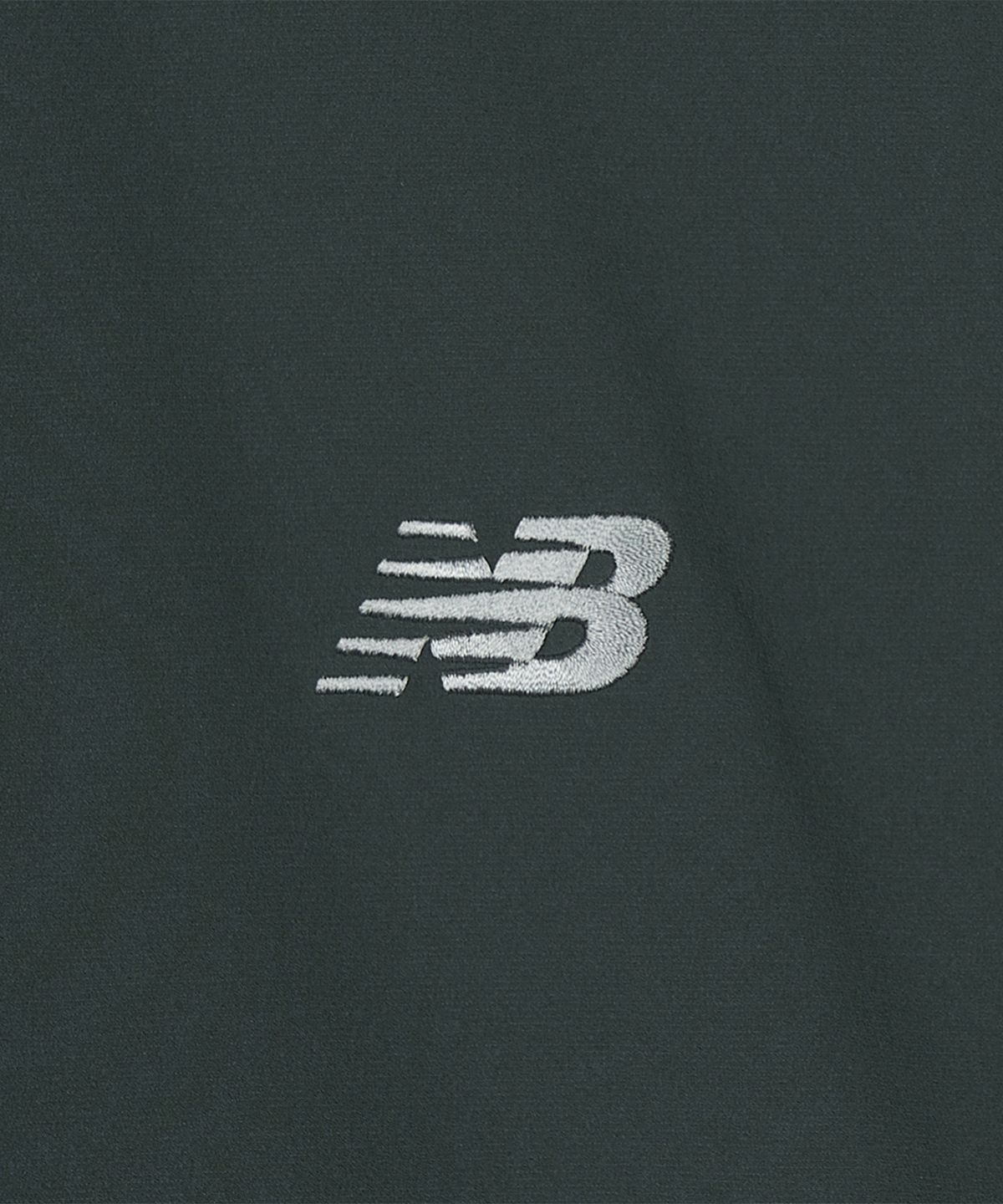 뉴발란스(NEW BALANCE) NBNEG31623 / UNI FROZEN ESSENTIAL 우븐 반팔티 (HUNTER)