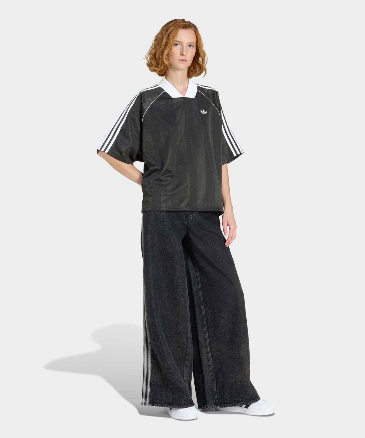 아디다스(ADIDAS) 3-스트라이프 자카드 티셔츠 - 블랙:화이트 / KD2904