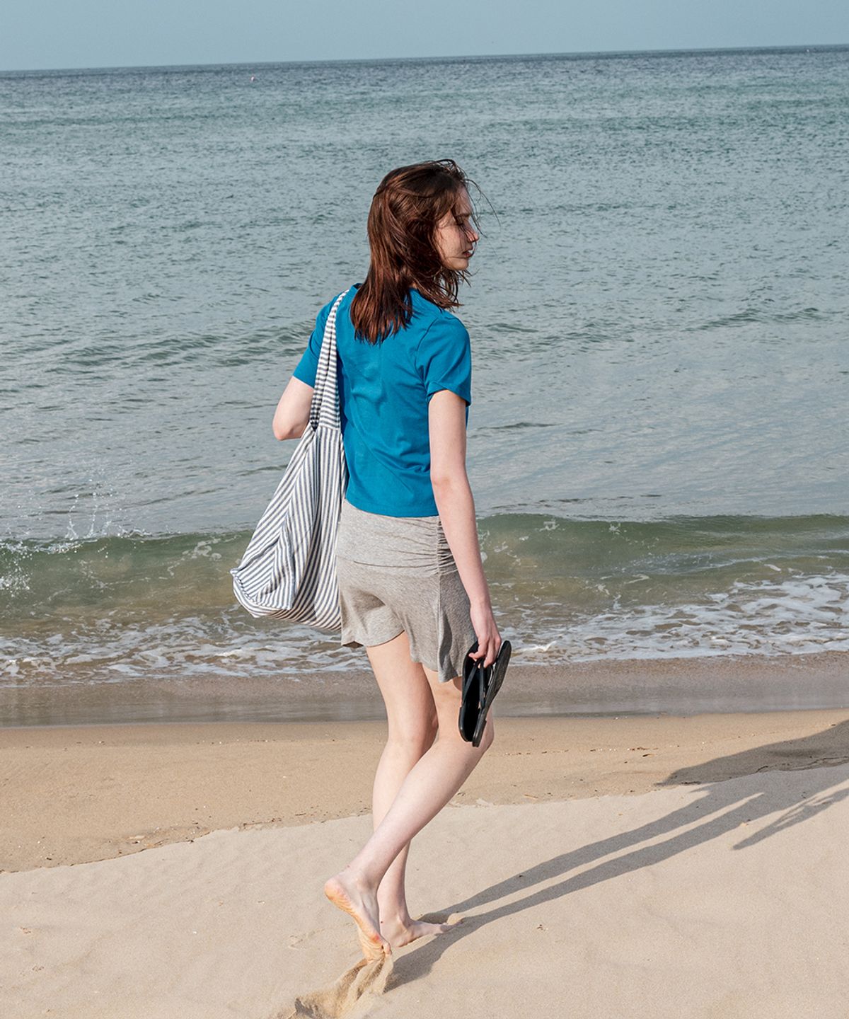 108파운드(108POUND) Base Crop Tee_Lake Blue