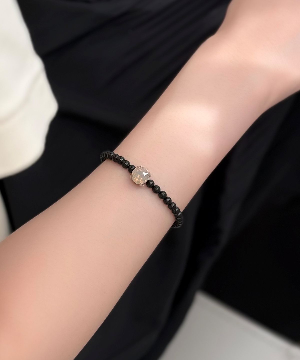 봉보(BONBEAU) Bold crystal pearl Bracelet 스와로브스키 크리스탈 큐빅 진주 비즈 팔찌 4mm