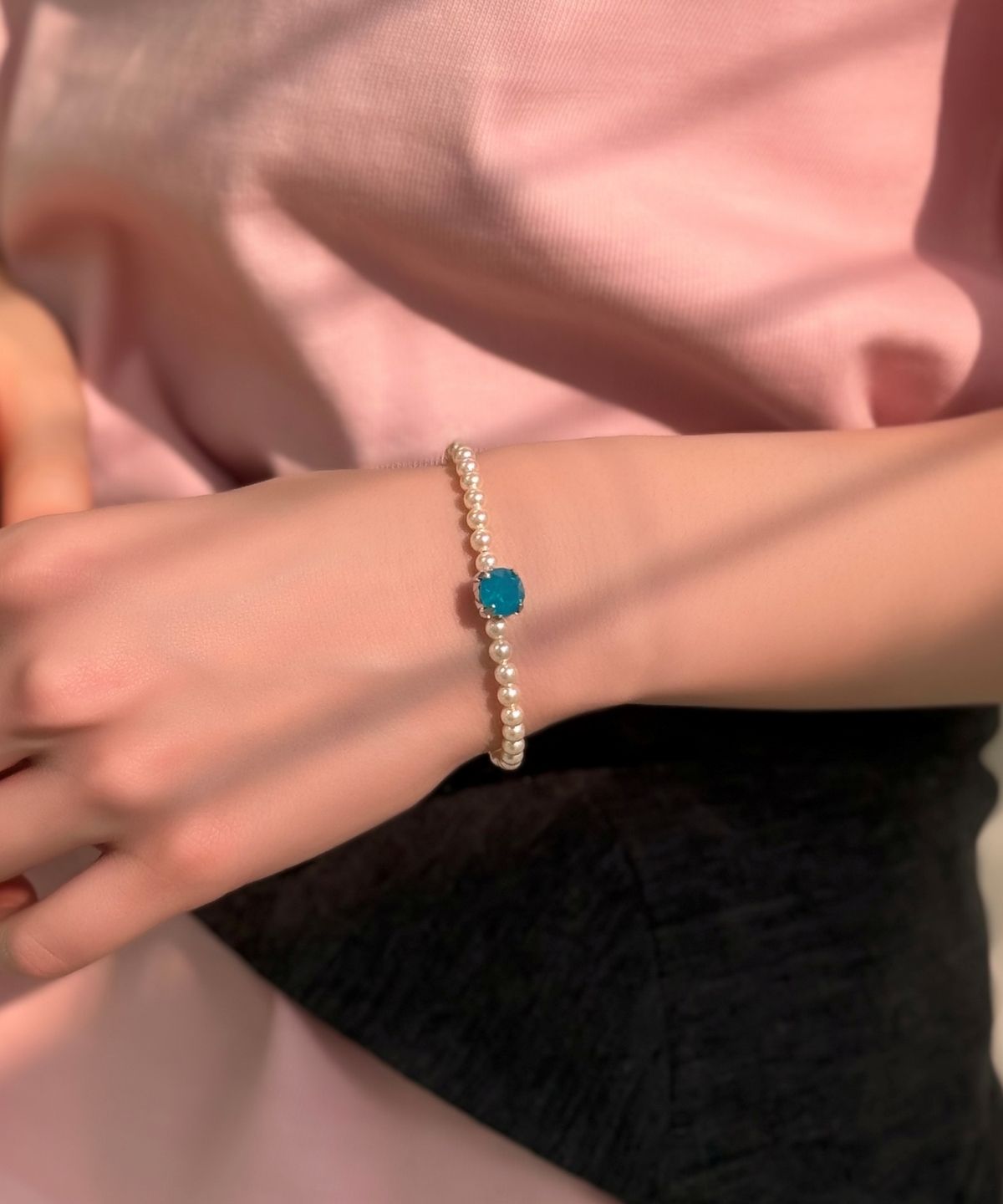 봉보(BONBEAU) Bold crystal pearl Bracelet 스와로브스키 크리스탈 큐빅 진주 비즈 팔찌 4mm