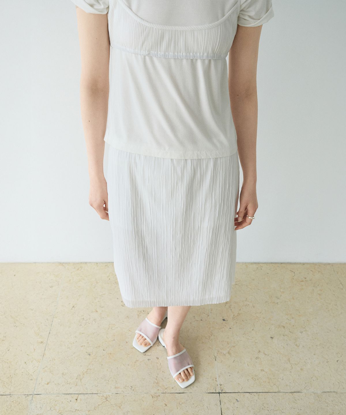 로우타이드(LOW TIDE) PLEATS MIDI SKIRT [WHITE]