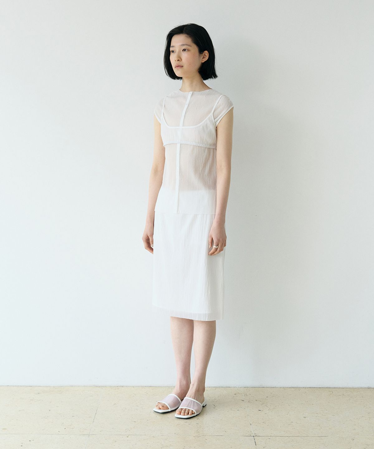 로우타이드(LOW TIDE) PLEATS MIDI SKIRT [WHITE]