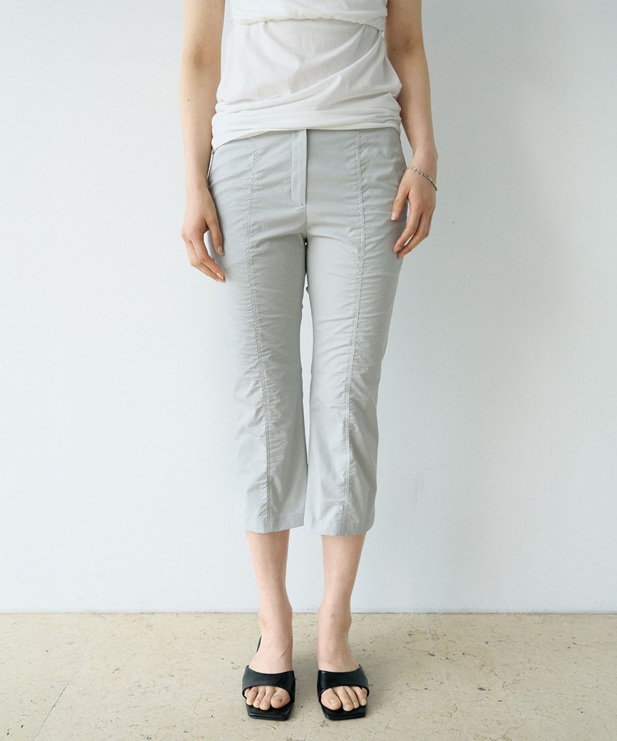 로우타이드(LOW TIDE) COTTON CAPRI PANTS [LIGHT GREY]