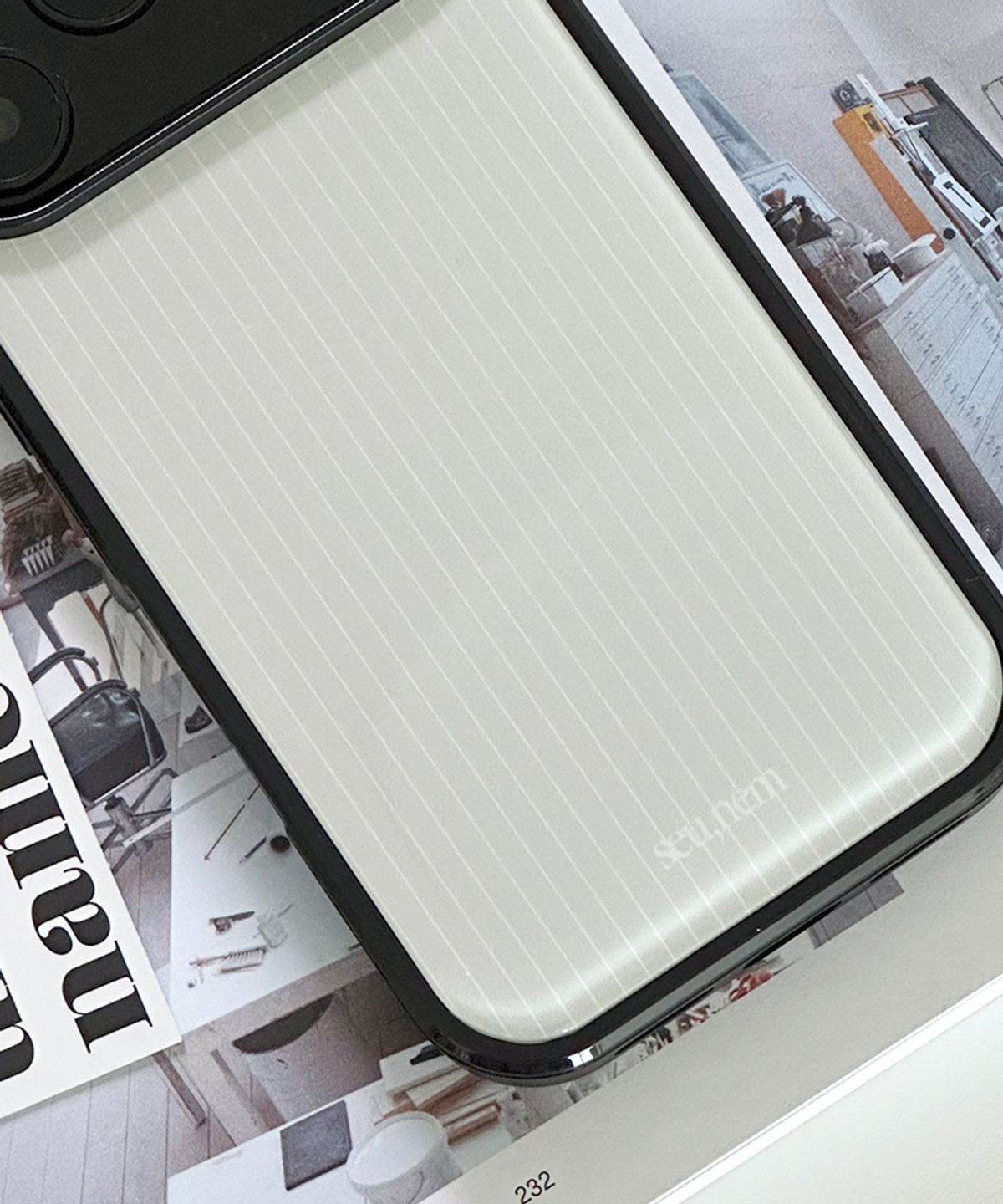 세컨드유니크네임(SECOND UNIQUE NAME) SUN CASE GRAPHIC STRIPE GRAY