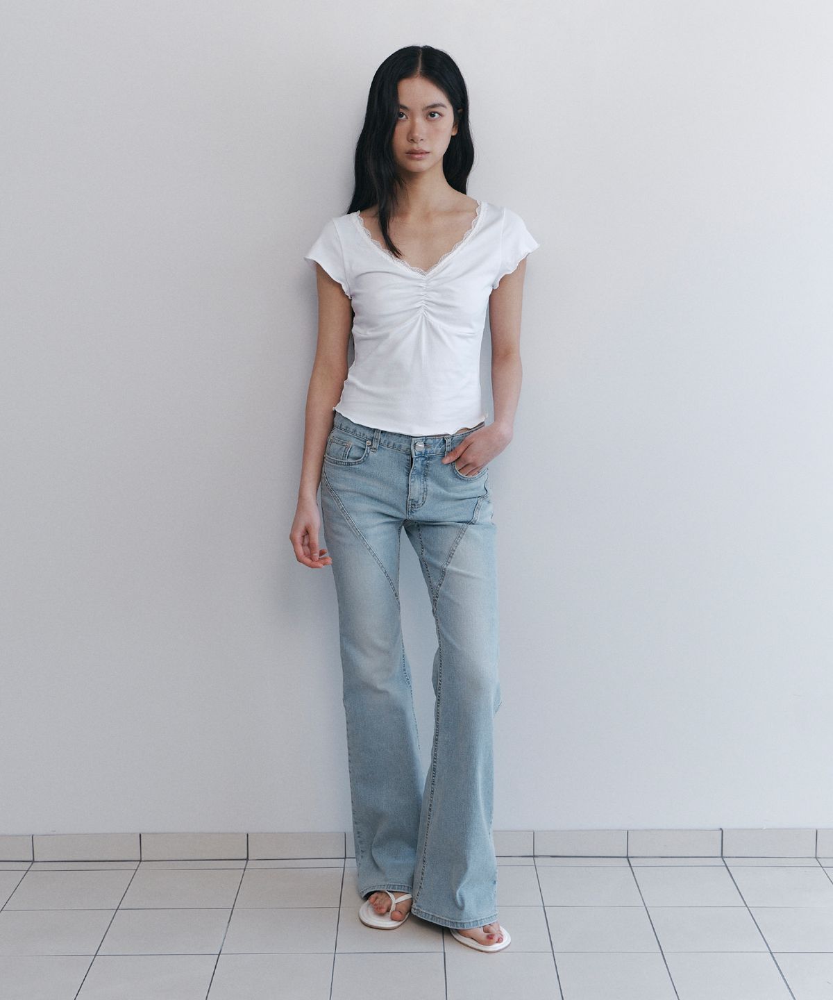 큐리티(CURETTY) C DIAGONAL SEAM BOOTS-CUT DENIM PANTS_LIGHT BLUE
