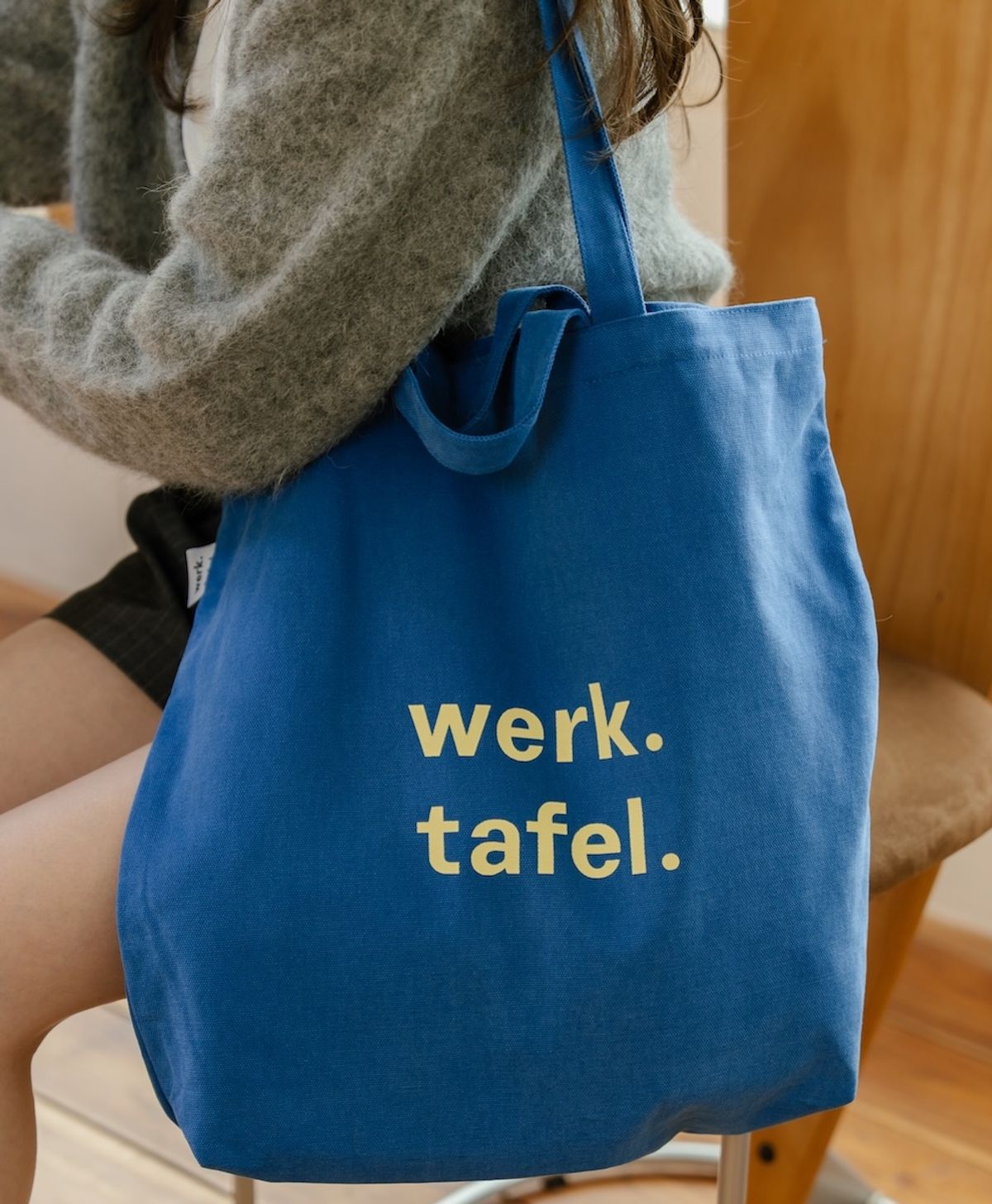 베르크타펠(WERKTAFEL) 통인57 · 블루