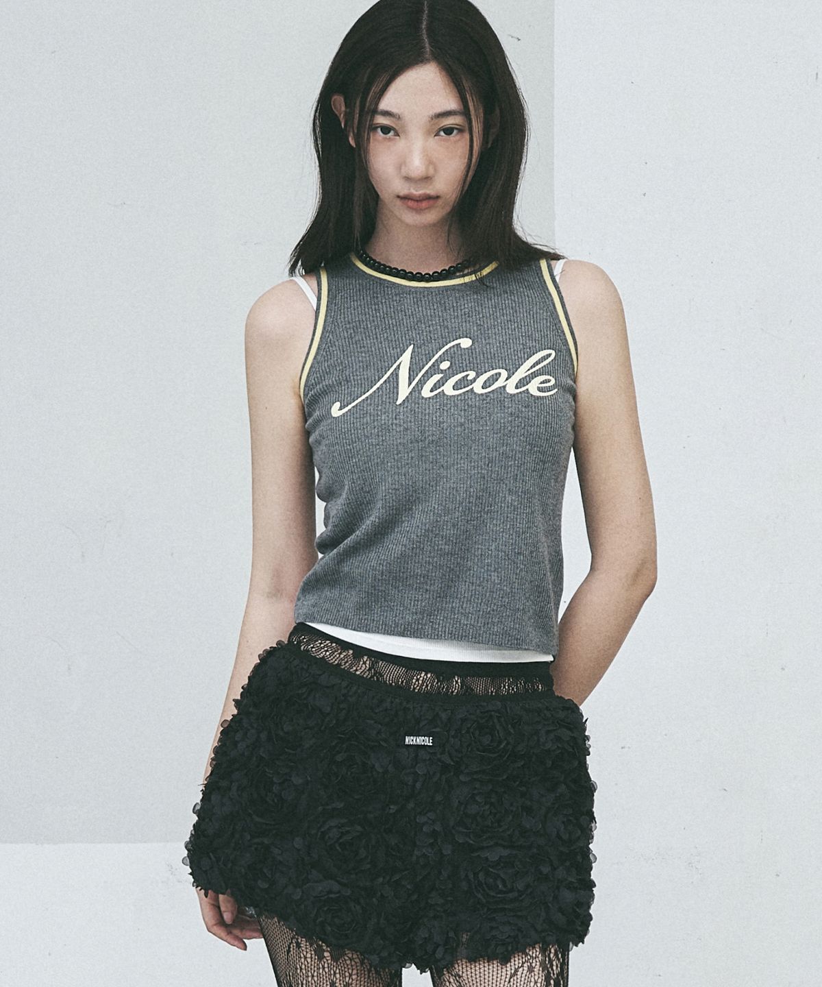 닉앤니콜(NICK&NICOLE) NICOLE RIBBED SLEEVELESS TOP_CHARCOAL