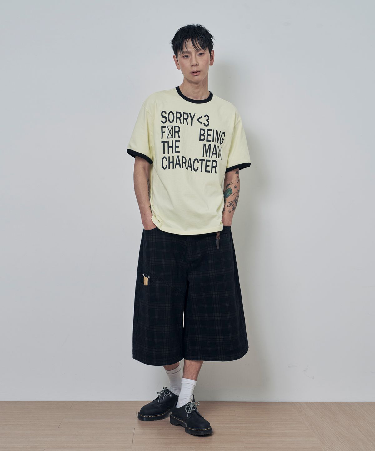 루저스클럽(LOSERS CLUB) 체크 패턴 워시드 버뮤다 코튼팬츠 블랙