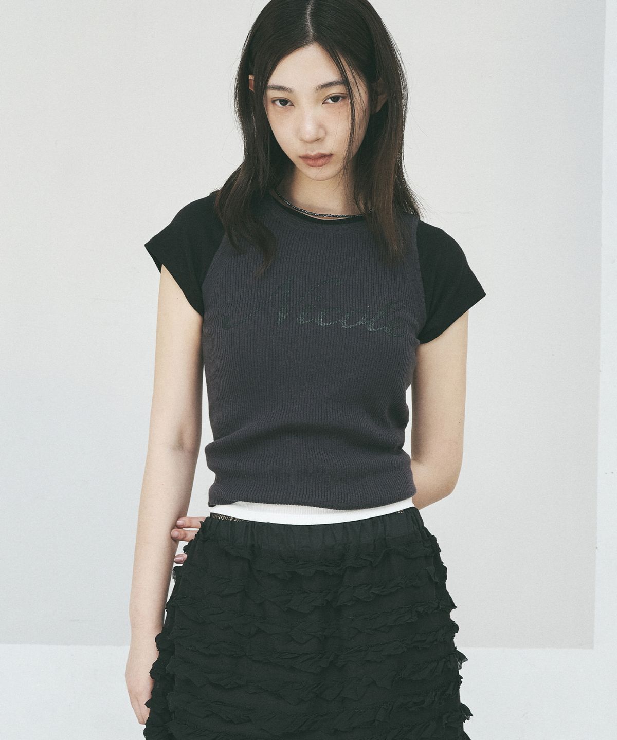 닉앤니콜(NICK&NICOLE) NICOLE RIBBED SLEEVELESS TOP_DEEP CHARCOAL