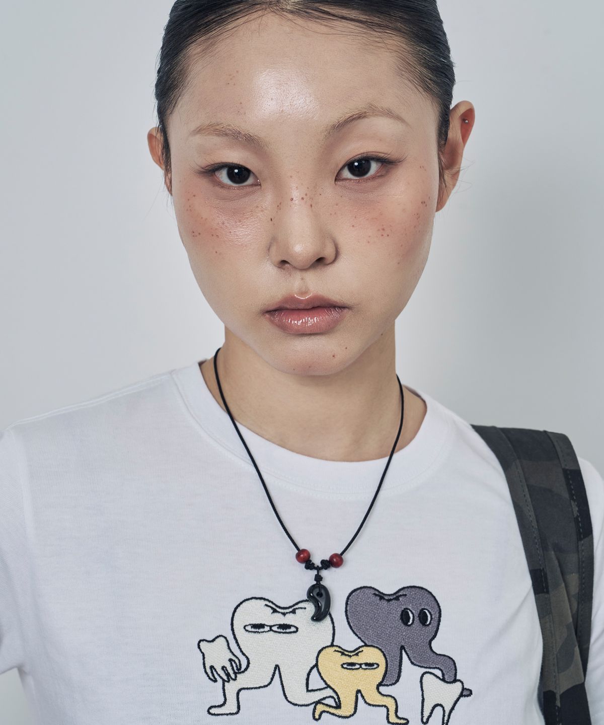 루저스클럽(LOSERS CLUB) 콤마 스톤 팬던트 목걸이 블랙
