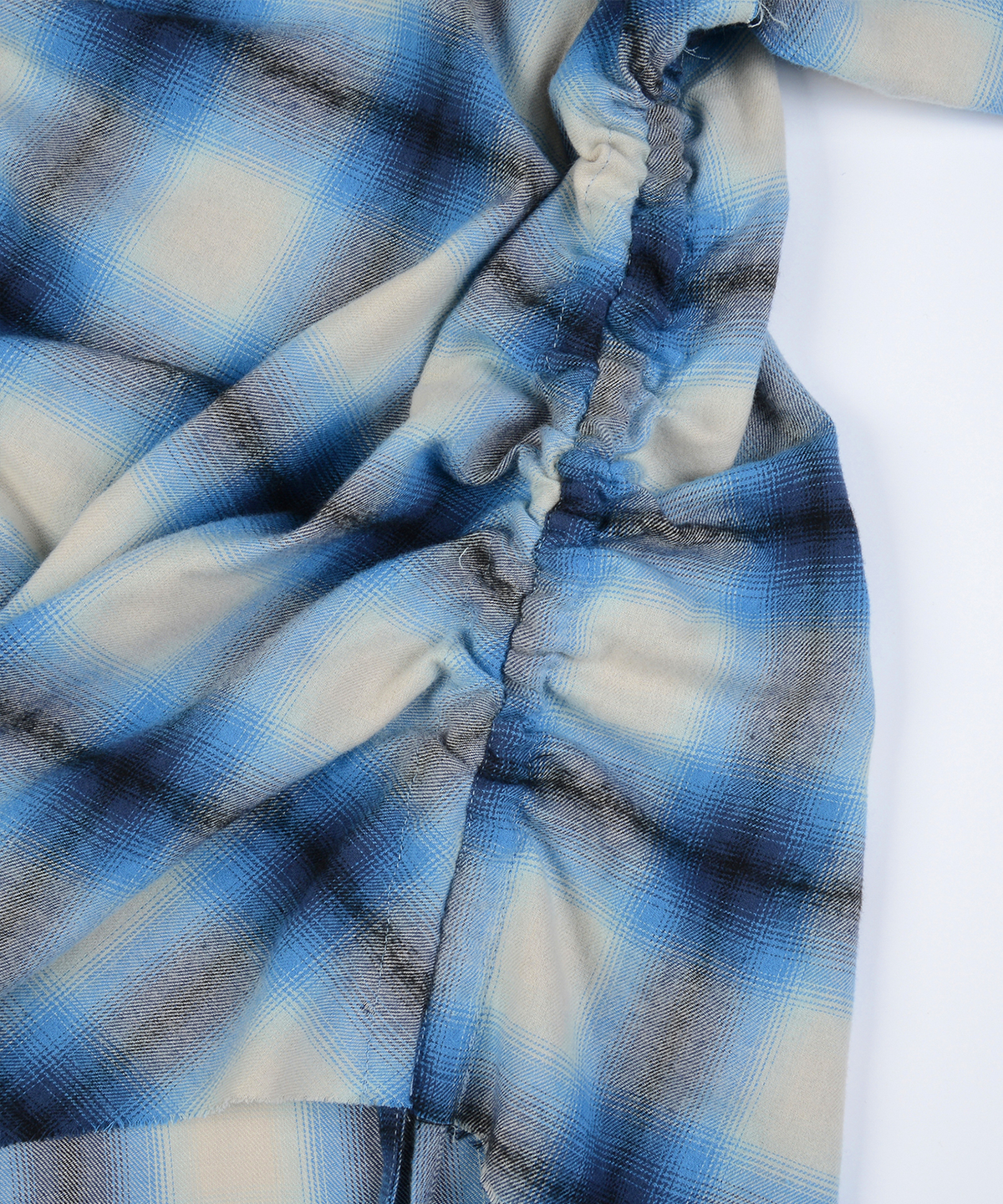 카치스(COTCHS) OMBRE SHIRRING SHIRTS-BLUE