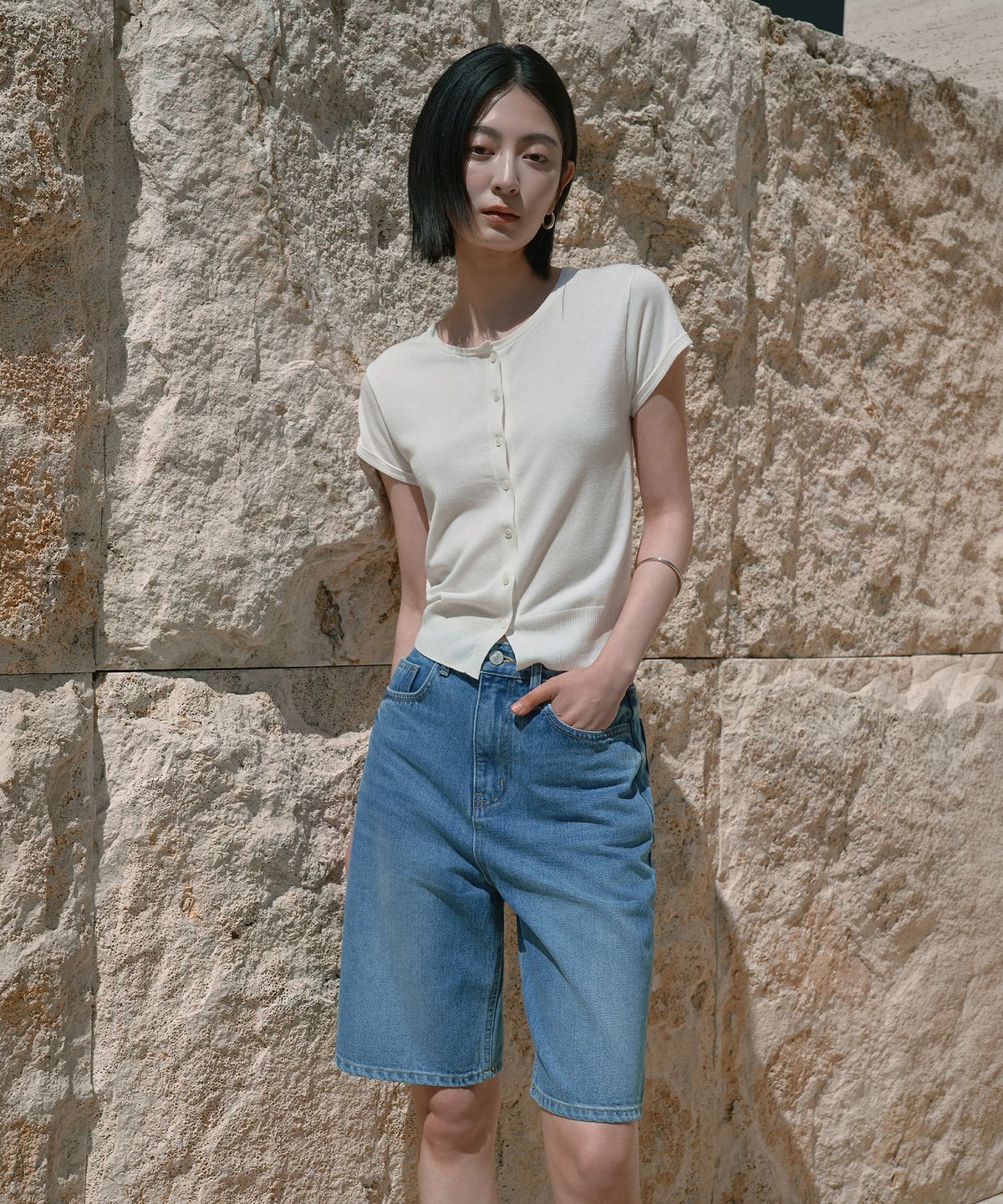 시야쥬(SIYAZU) SIJN6117 쿨 워싱 일자핏 데님 쇼츠_Medium blue