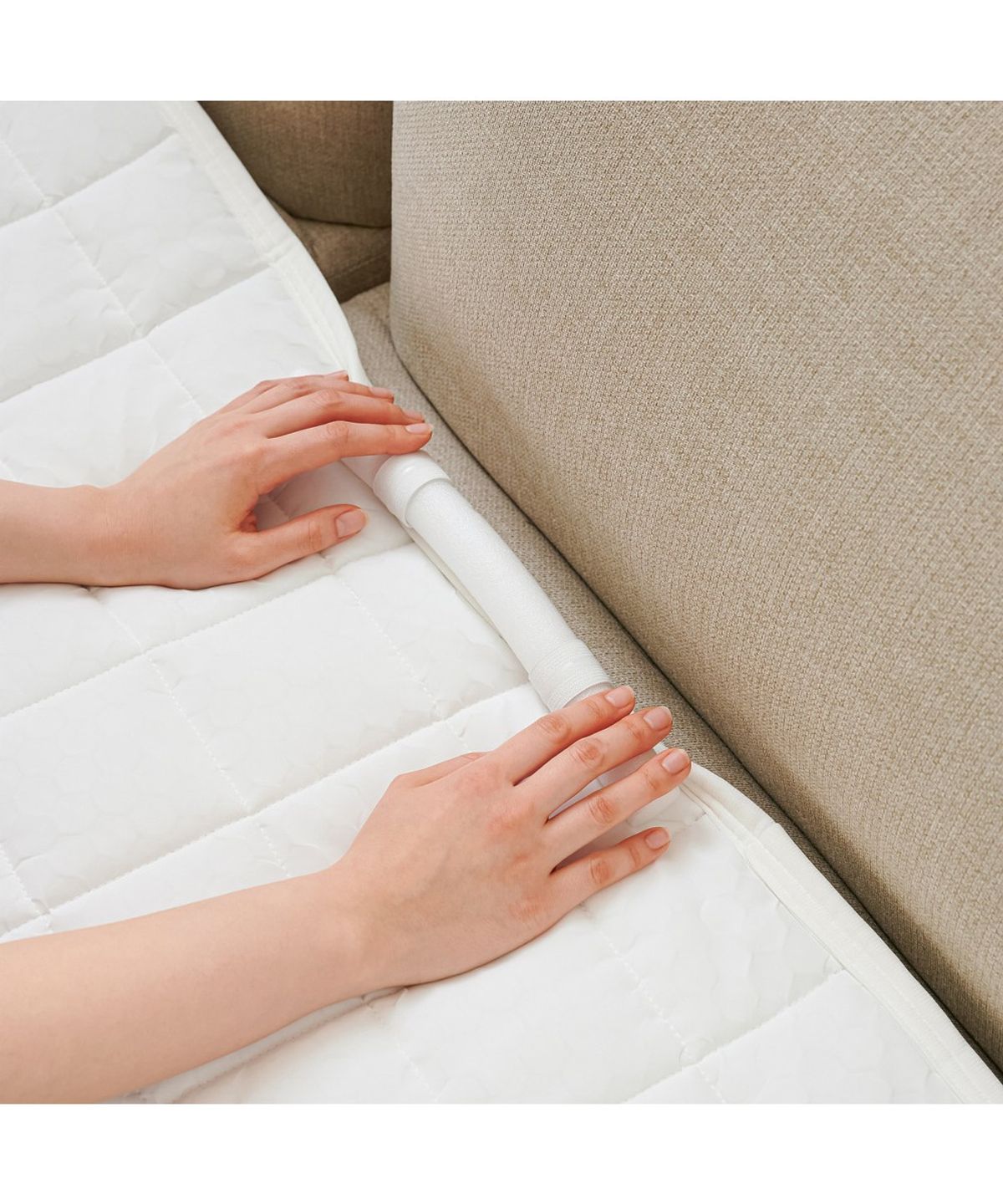 자주(JAJU) JAJU AIR 냉감 PCM 3인용 소파패드_180x65CM_화이트