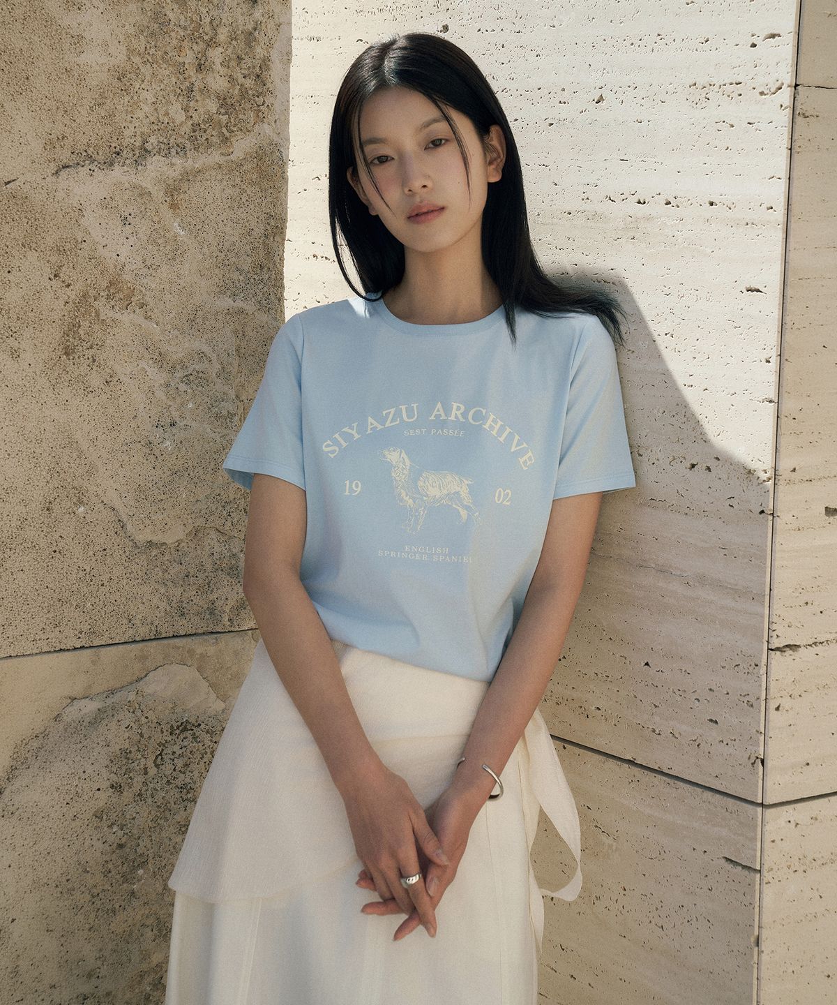 시야쥬(SIYAZU) SITP5191 아카이브 하운드 프린팅 반팔티_Sky blue