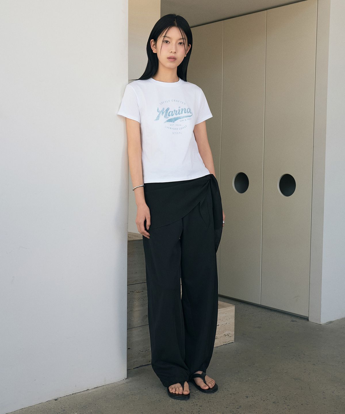 시야쥬(SIYAZU) SITP5288 Marina 슬림 반팔 티셔츠_White