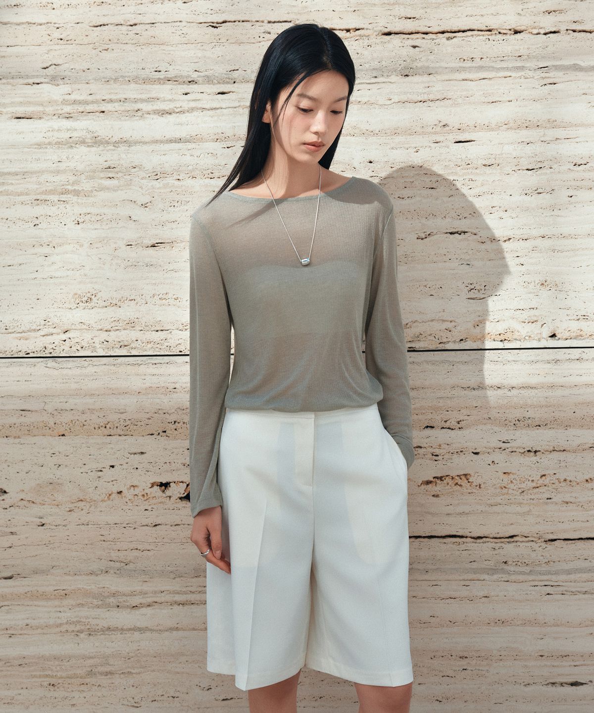 시야쥬(SIYAZU) SITP5285 시스루 골지 보트넥 티셔츠_Olive