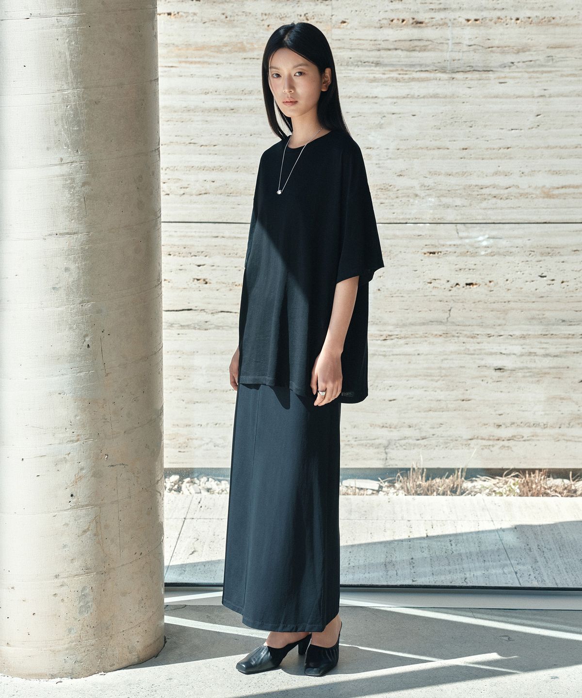 시야쥬(SIYAZU) SITP5284 보이핏 반팔 티셔츠_Black
