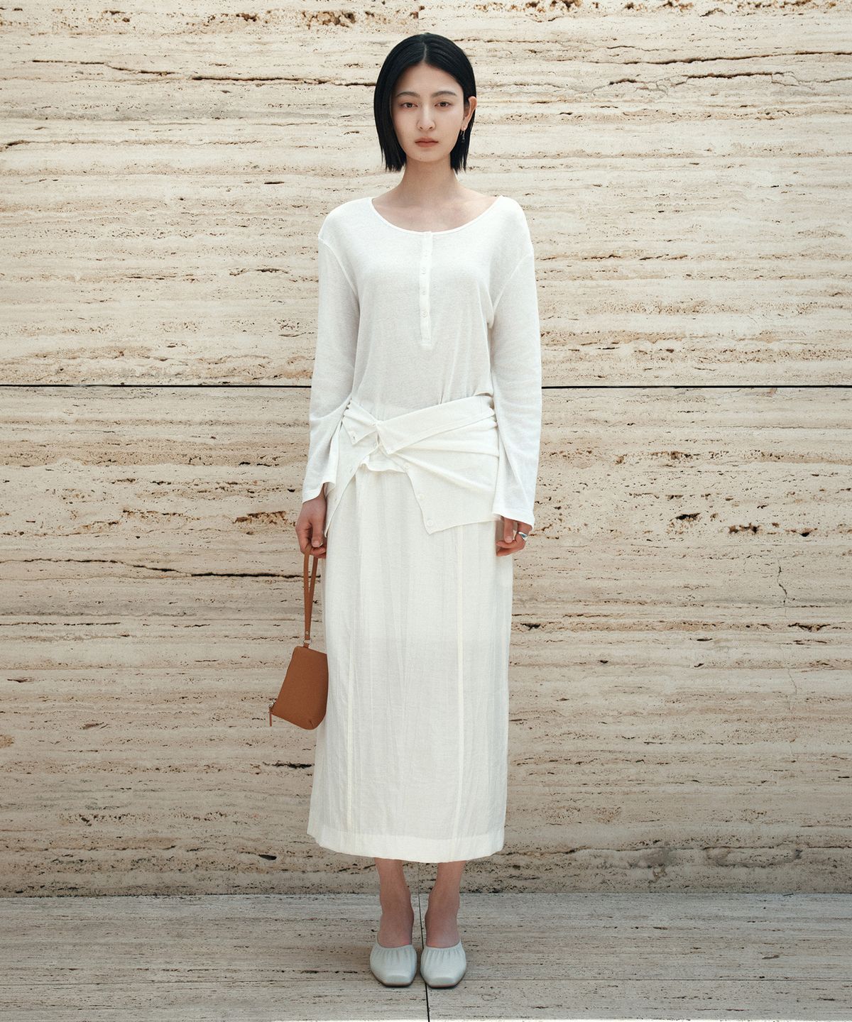 시야쥬(SIYAZU) SITP5283 시스루 헨리넥 티셔츠_White