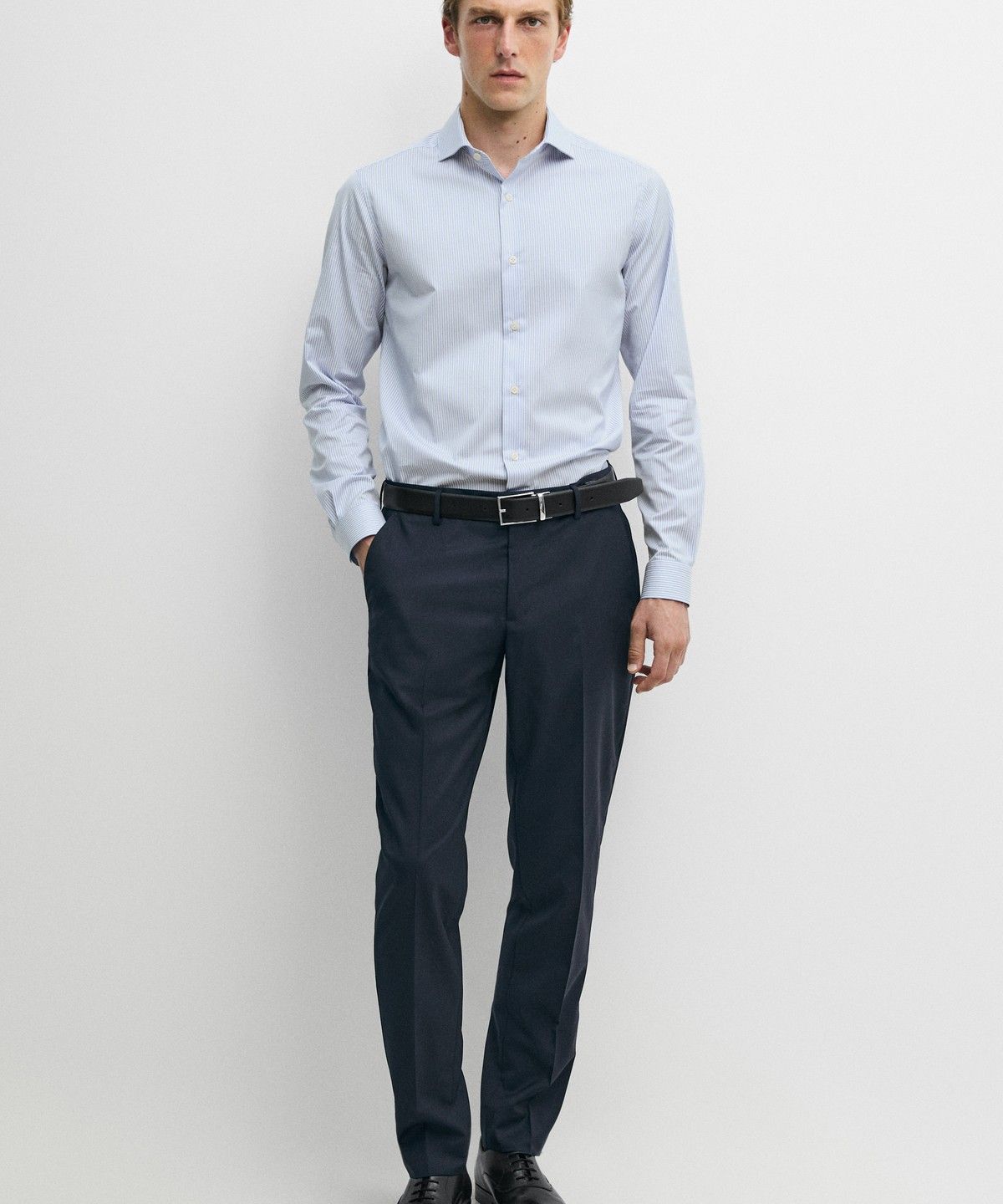 마시모두띠(MASSIMO DUTTI) 슬림 핏 스트라이프 테일러링 셔츠