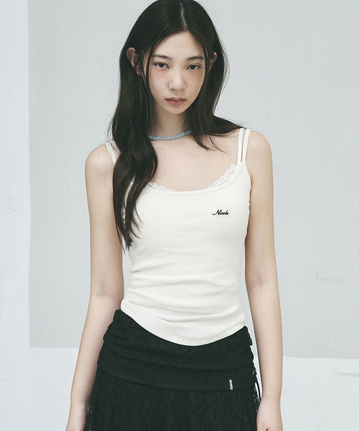 닉앤니콜(NICK&NICOLE) RIBBED LOGO CAMI TOP_CREAM