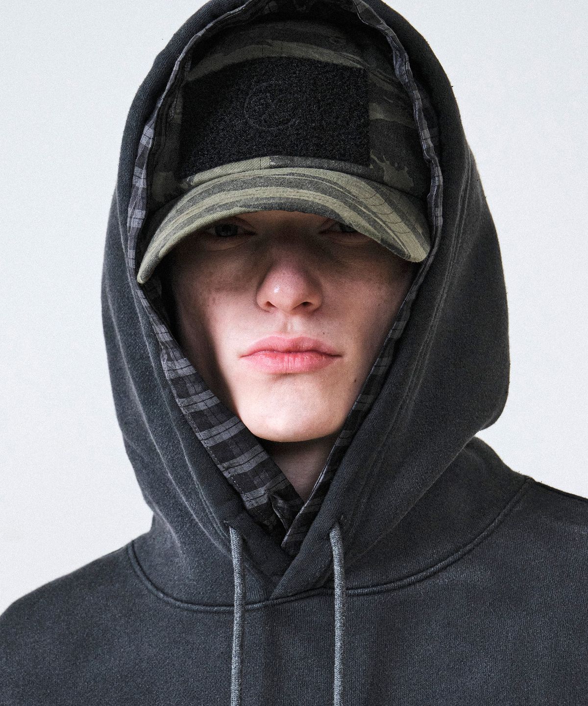 힐리먼트(HELEMENT) 플라이 와펜 볼캡 (CAMO)