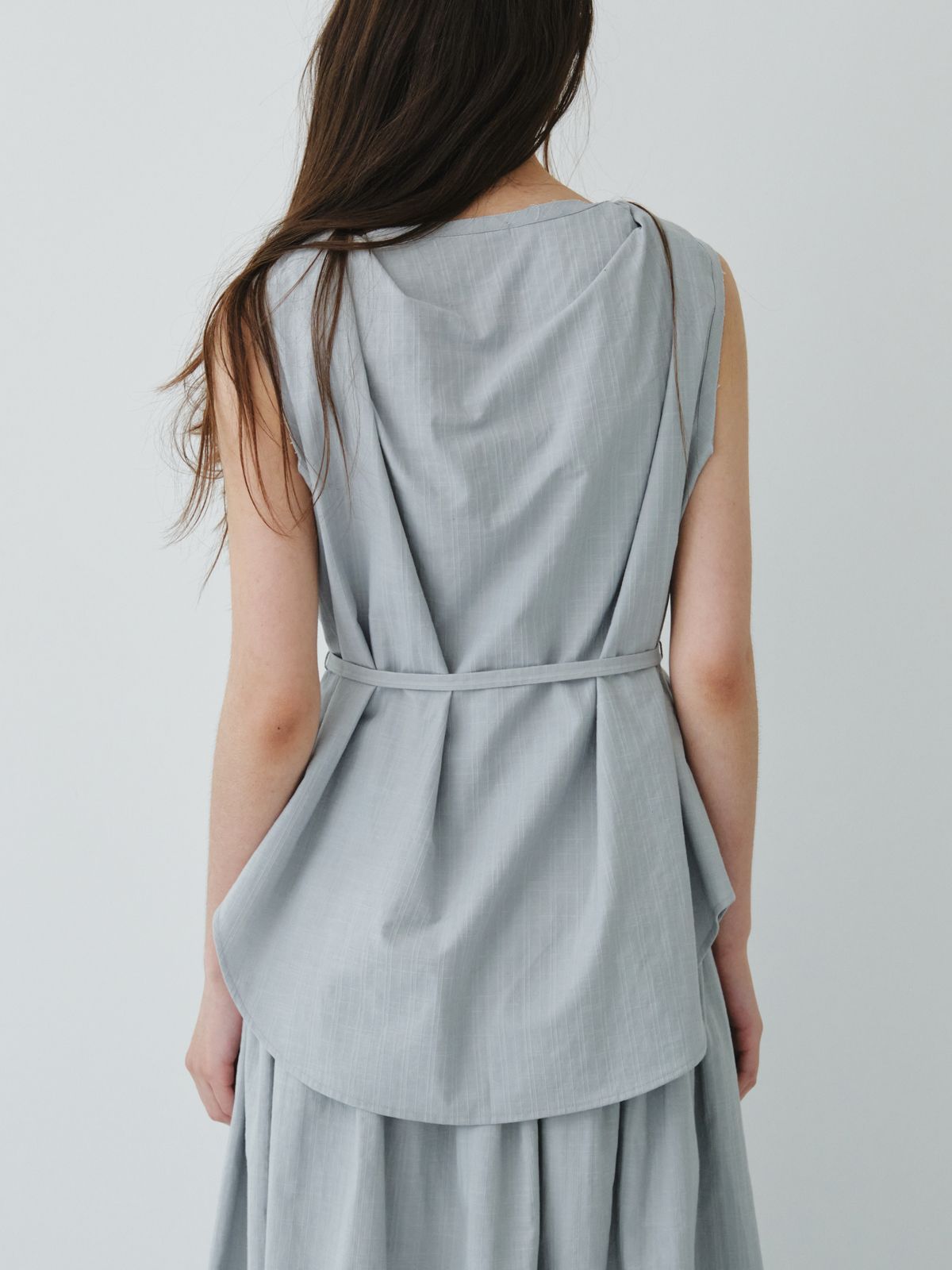 리플레인(REPLAIN) TWIST SHOULDER BLOUSE TOP_LIGHT BLUE