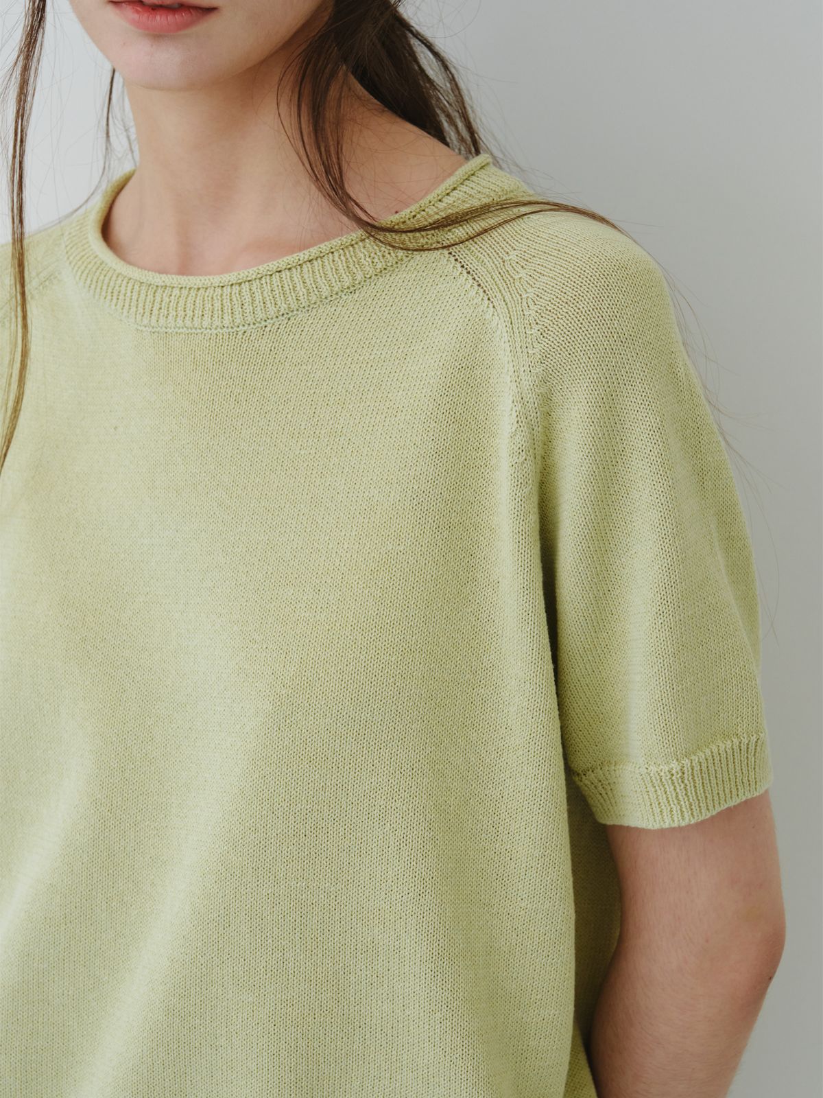 리플레인(REPLAIN) COTTON HALF ROUND KNIT TOP_GREEN