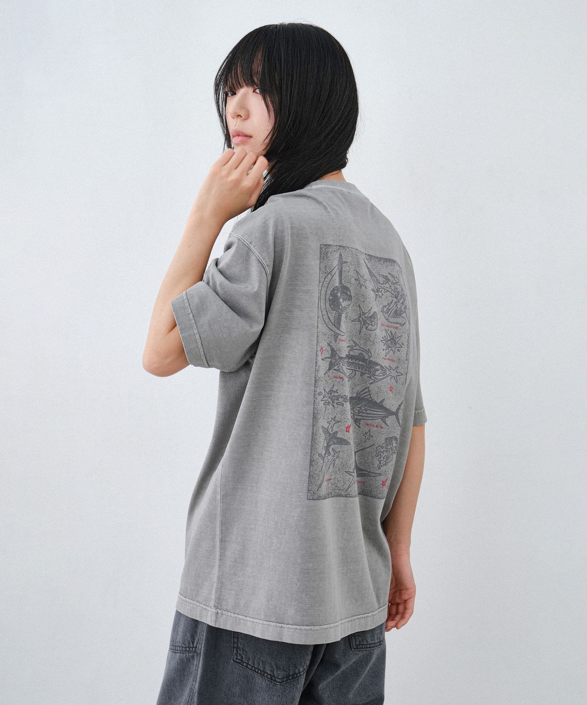 힐리먼트(HELEMENT) 스텔라 피그먼트 반팔티 (GREY)