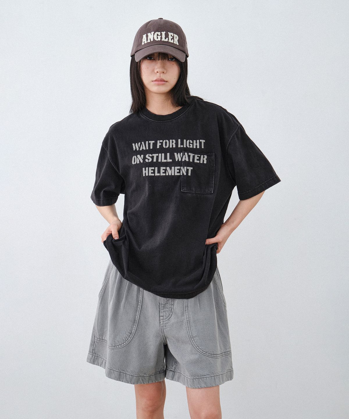 힐리먼트(HELEMENT) 여성 피그먼트 데님 숏팬츠 (GREY)