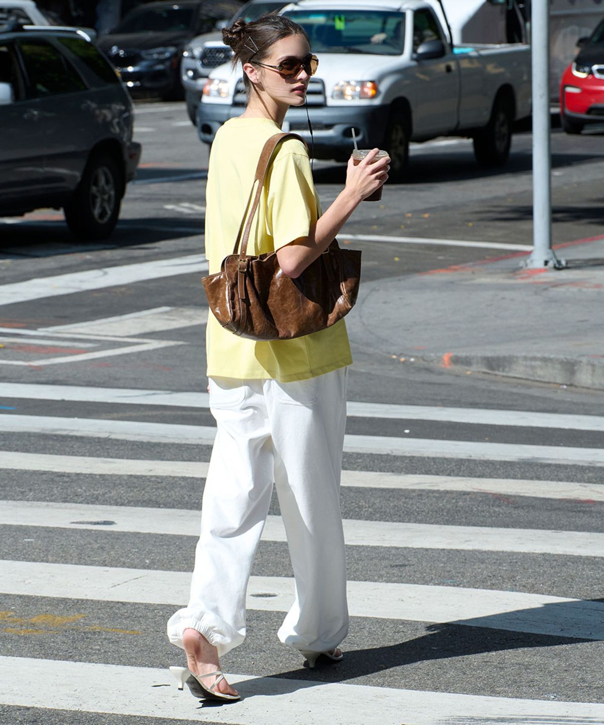 로타입(ROUGHTYPE) Oversized Jogger Sweatpants - White