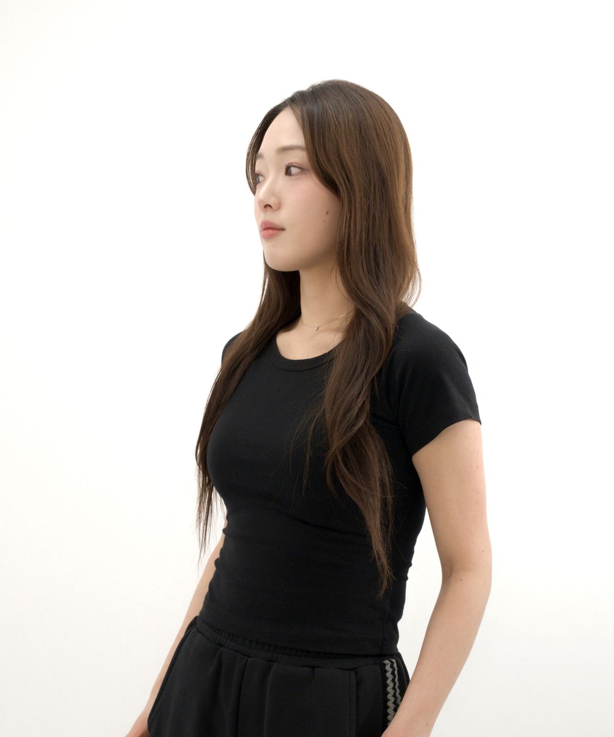 히피하우스(HIPPIE HAUS) Black Raglan Core essential curve t-shirt
