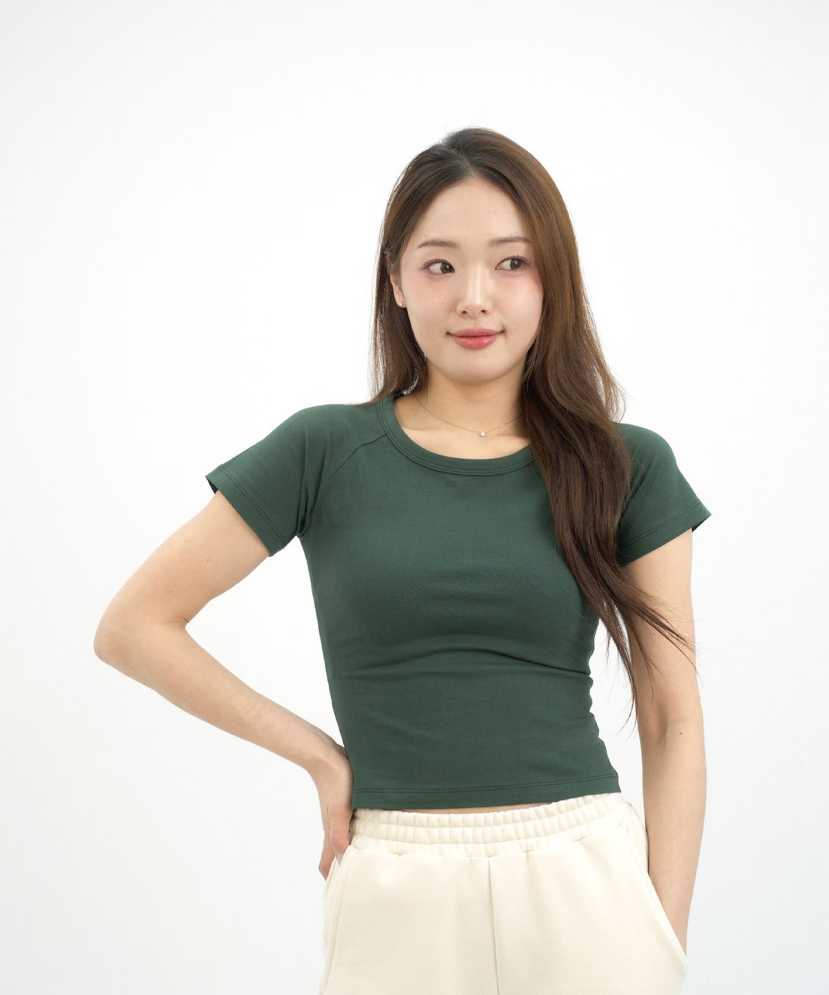 히피하우스(HIPPIE HAUS) Green Raglan Core essential curve t-shirt