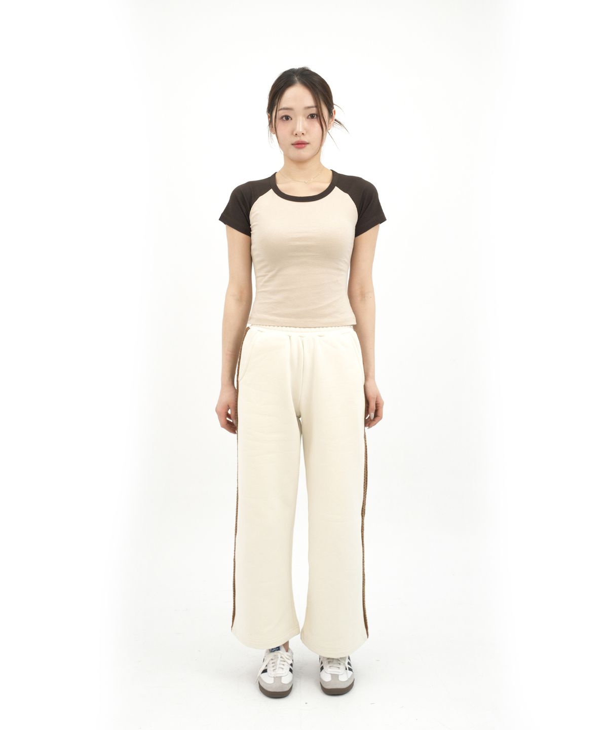 히피하우스(HIPPIE HAUS) Beige&Brown Raglan Core essential curve t-shirt
